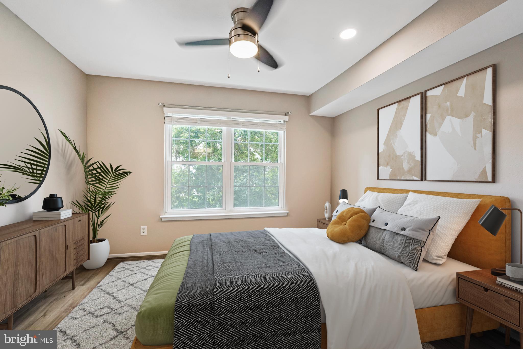 POINTE AT PARK CENTER - Residential Lease