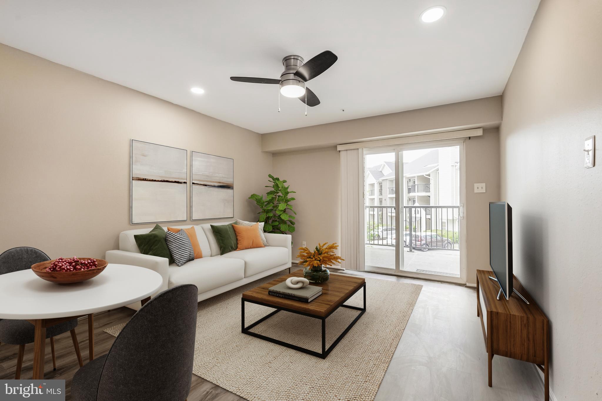 POINTE AT PARK CENTER - Residential Lease