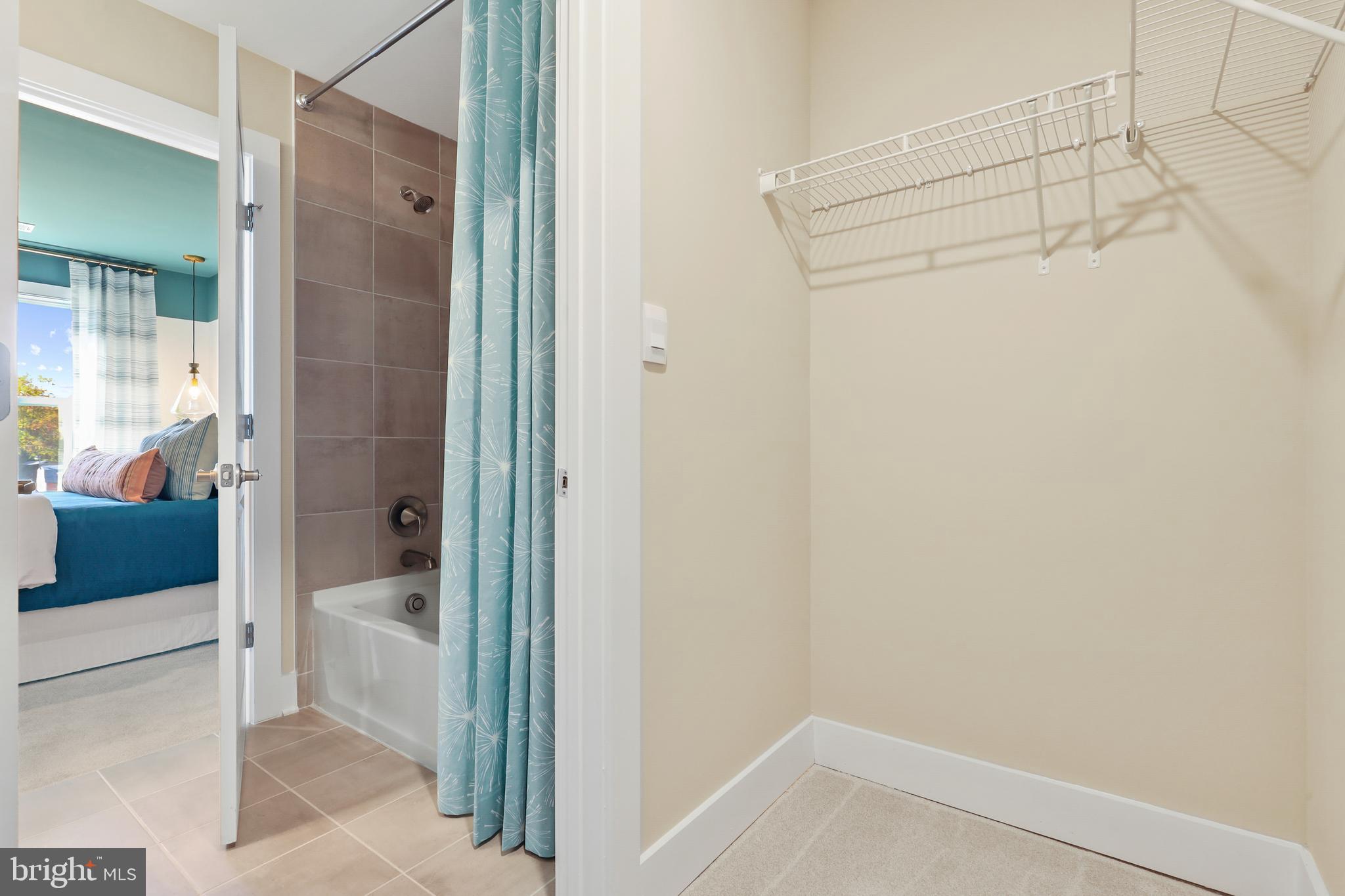 SENECA FARM - Residential