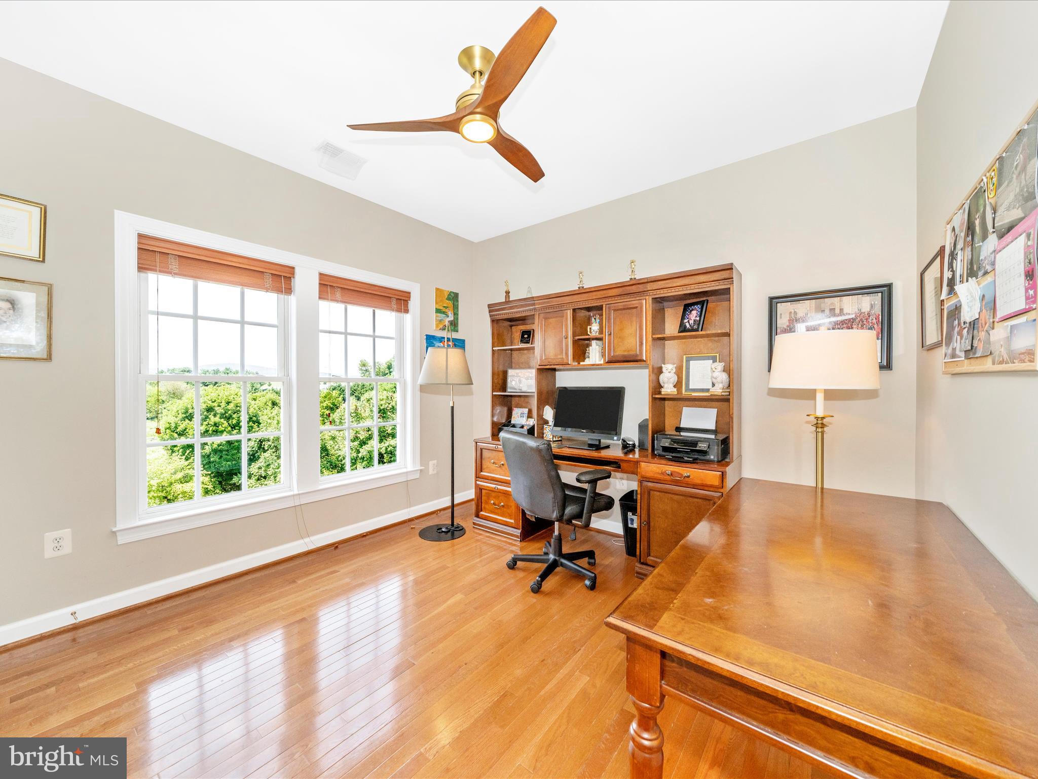 GLENBROOK - Residential