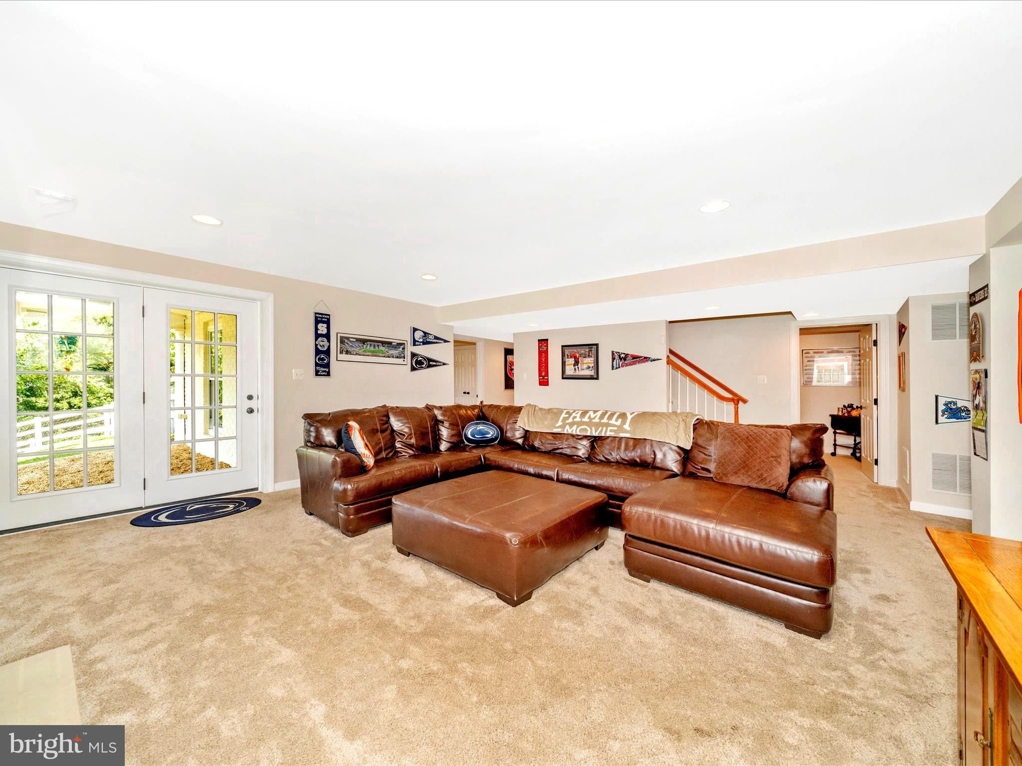 GLENBROOK - Residential