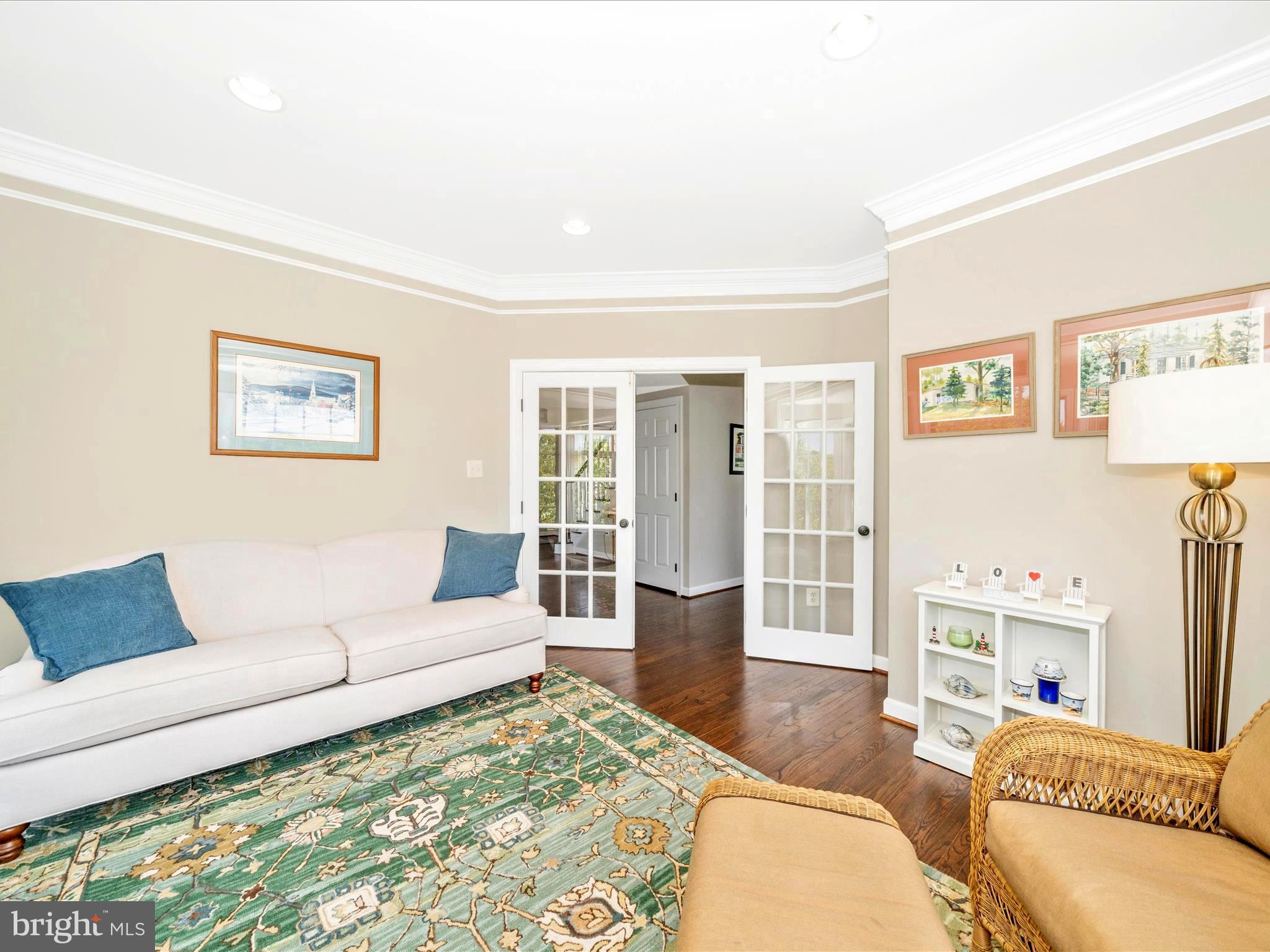 GLENBROOK - Residential