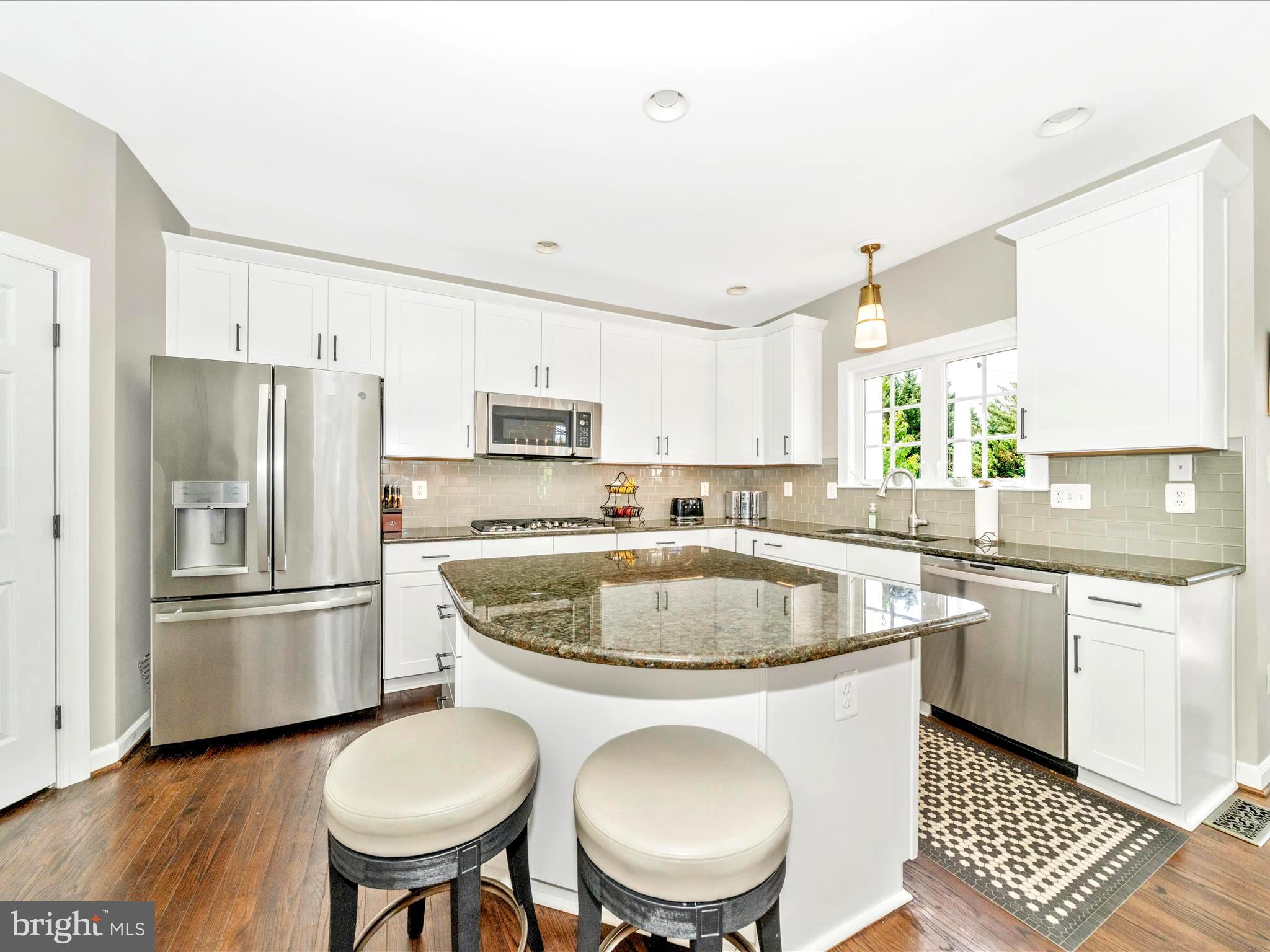 GLENBROOK - Residential