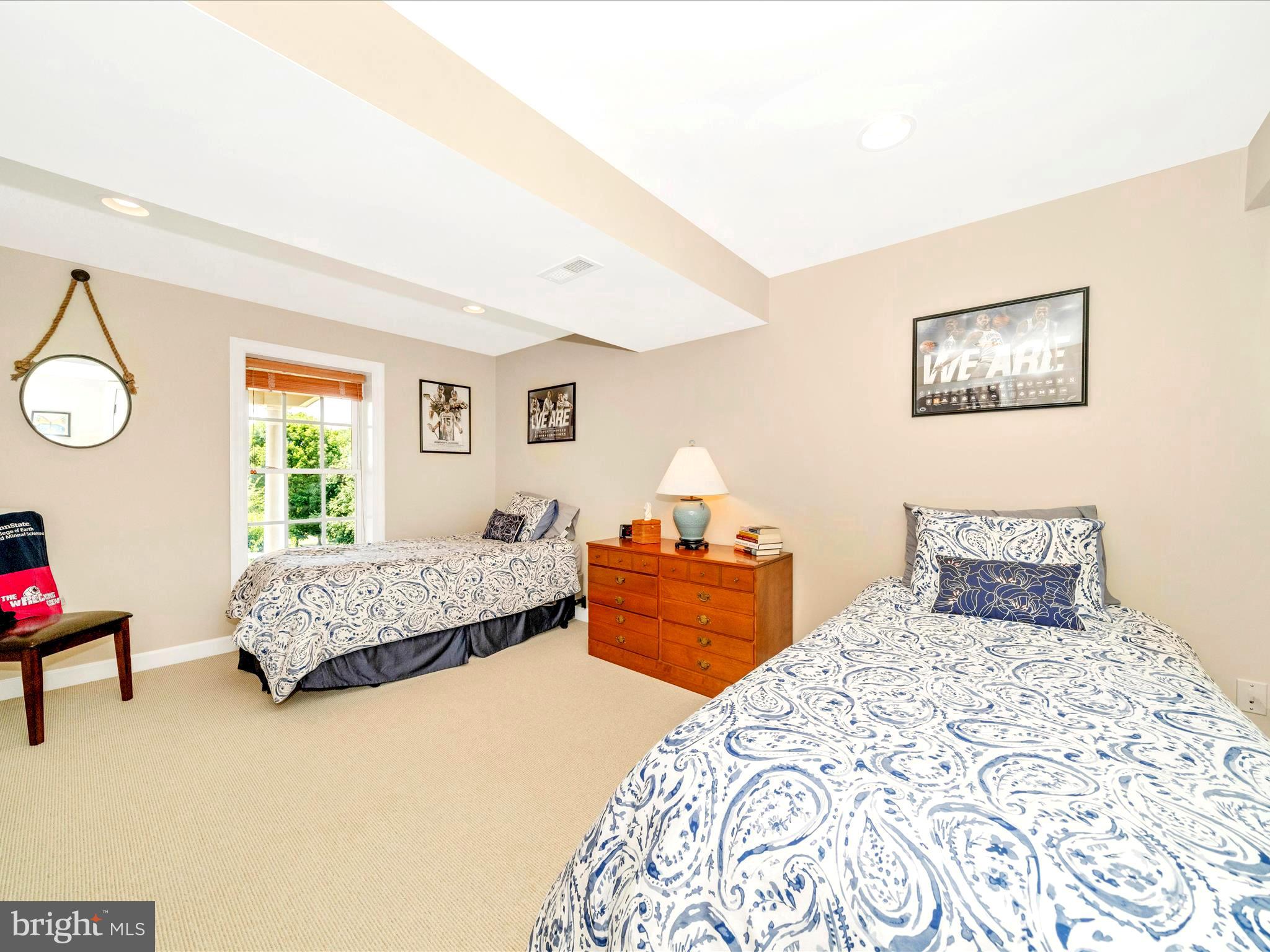 GLENBROOK - Residential