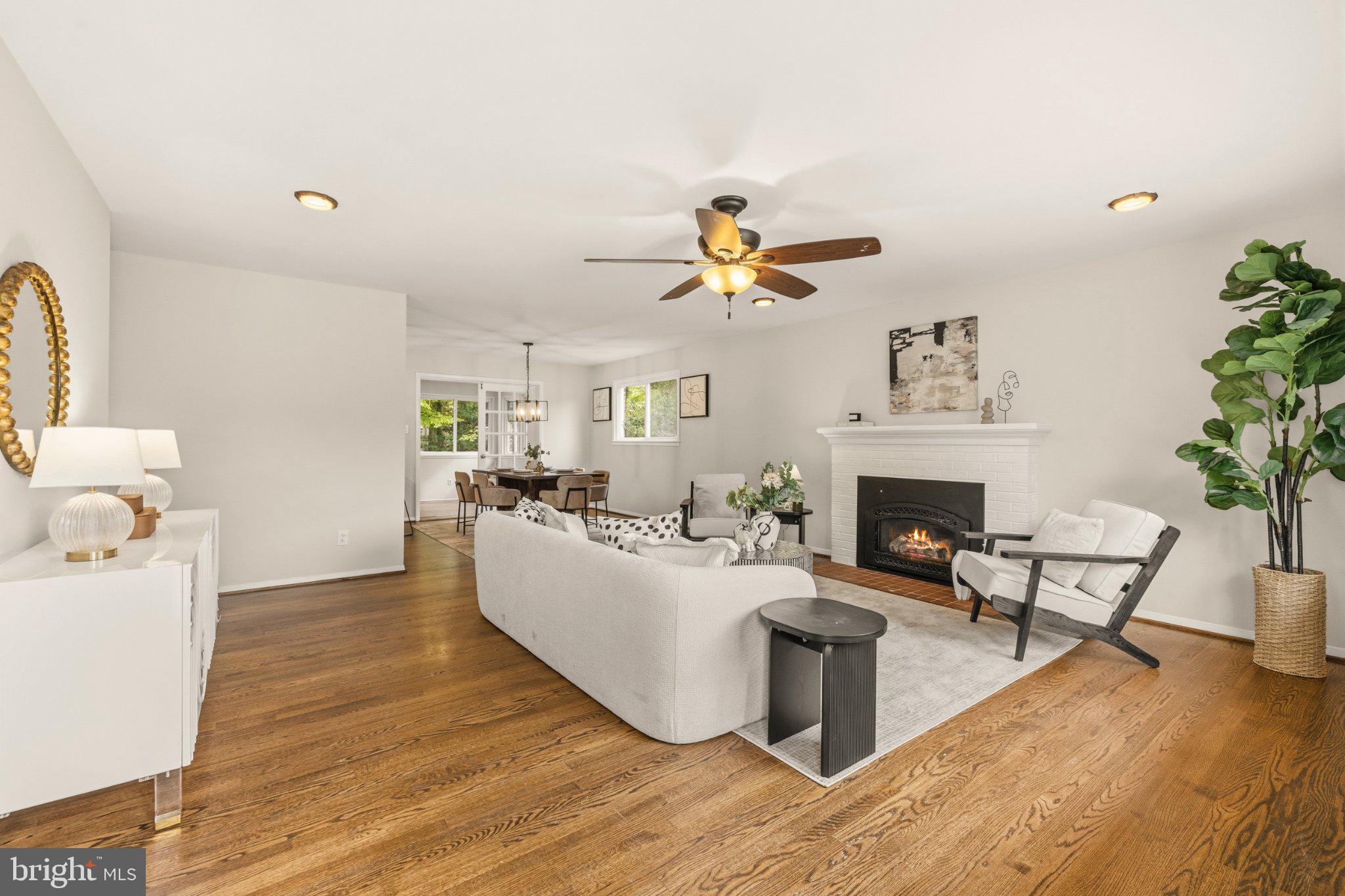 5613 SEDGWICK LANE