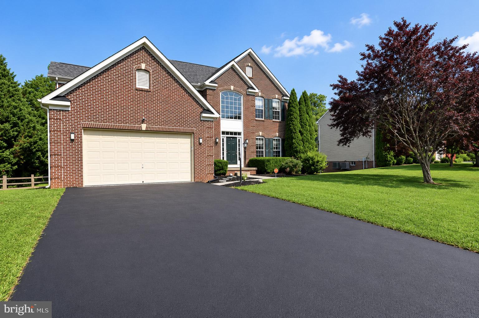 422 SAWGRASS DRIVE