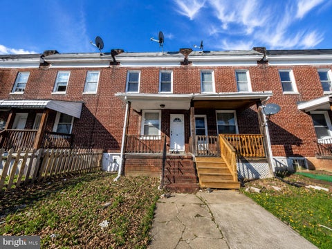 Townhouse For Sale - 3566 Horton Ave<br/> BALTIMORE, MD 21225