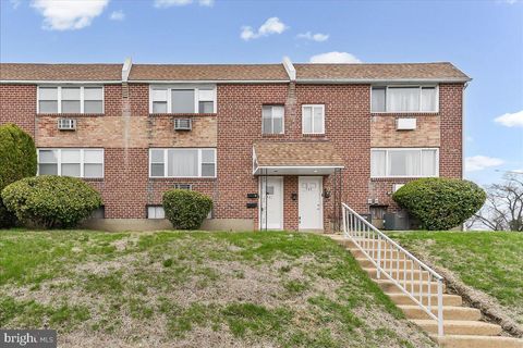Multifamily For Sale - 321 Pyramid Avenue<br/> CLAYMONT, DE 19703
