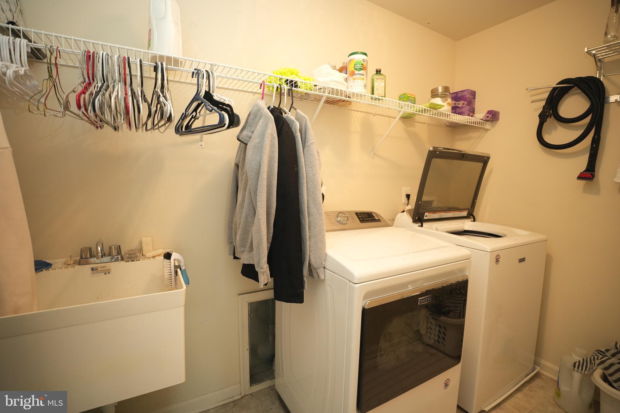 FOREST FARM - Residential