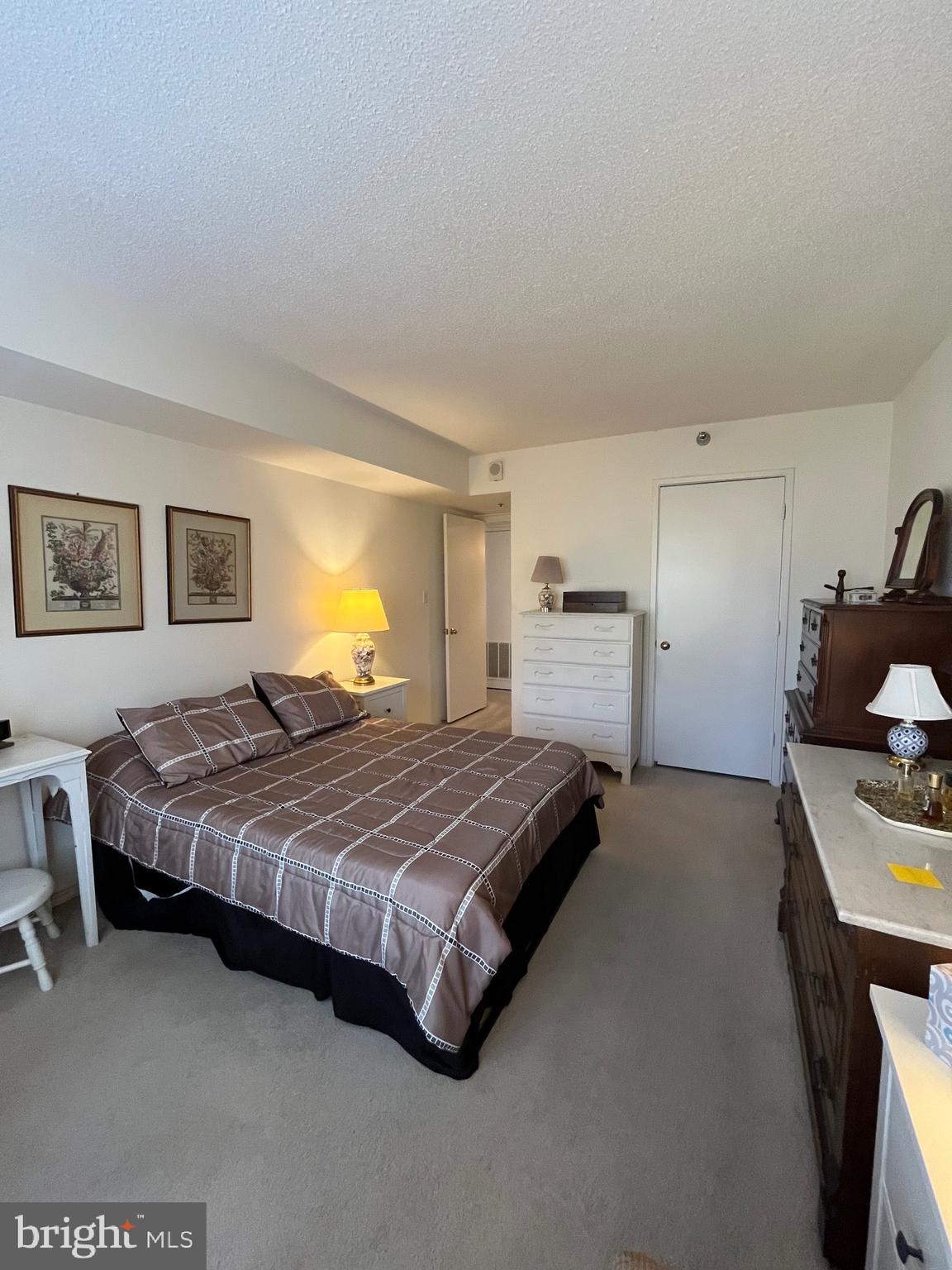 FAIRWAYS NORTH - Residential