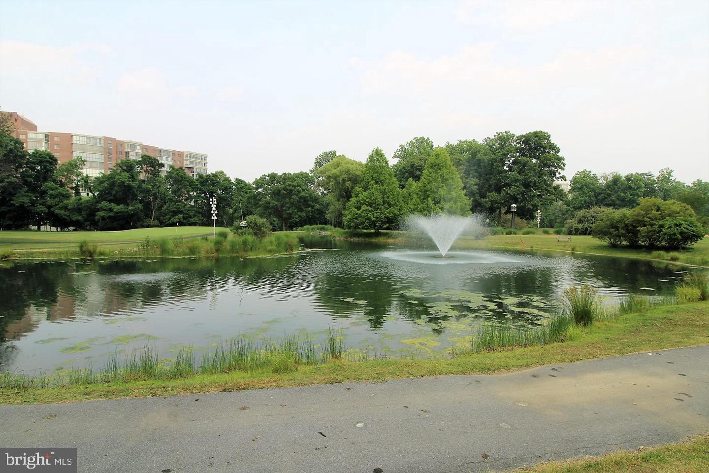 FAIRWAYS NORTH - Residential