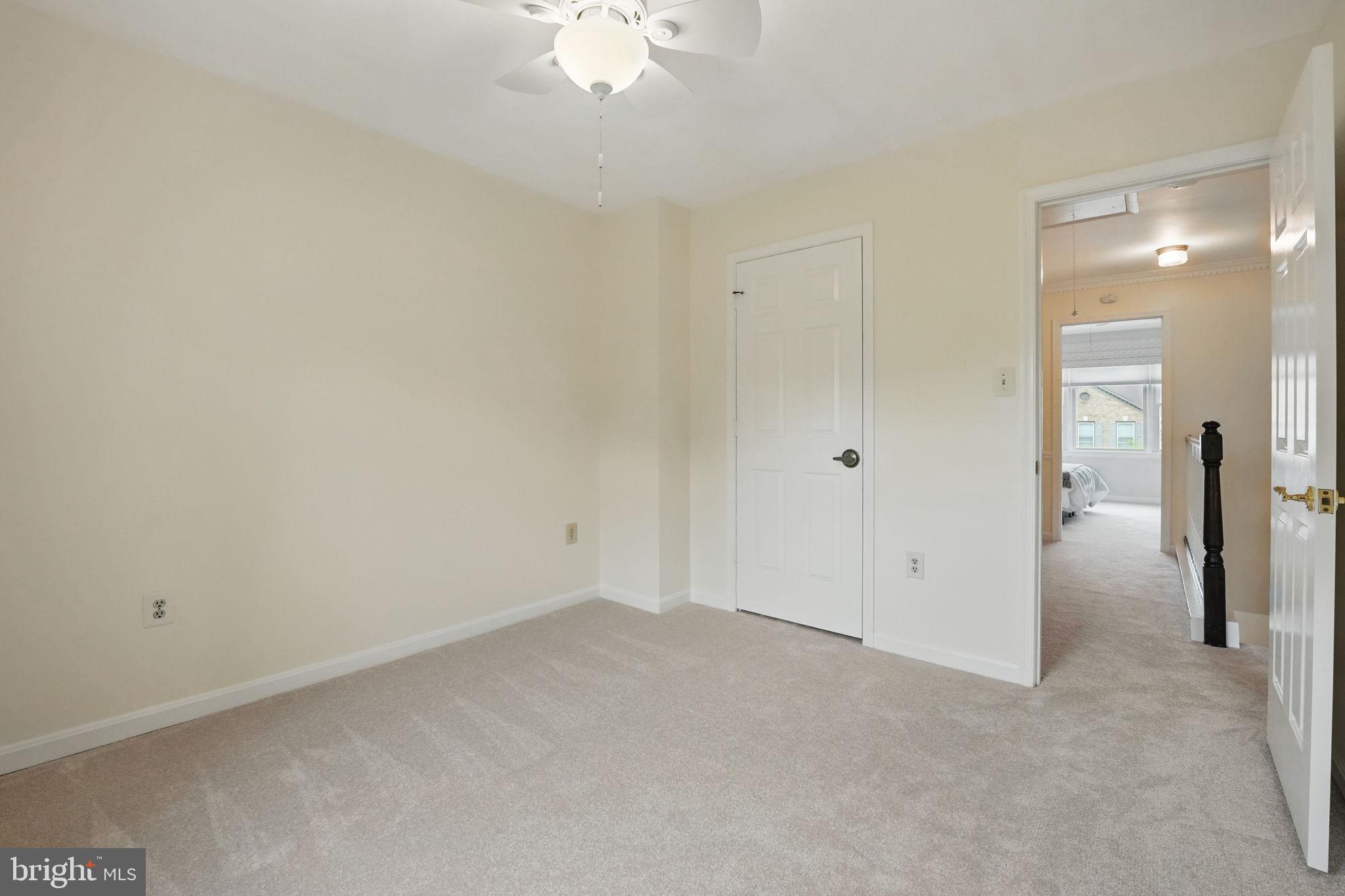 PINECREST - Residential