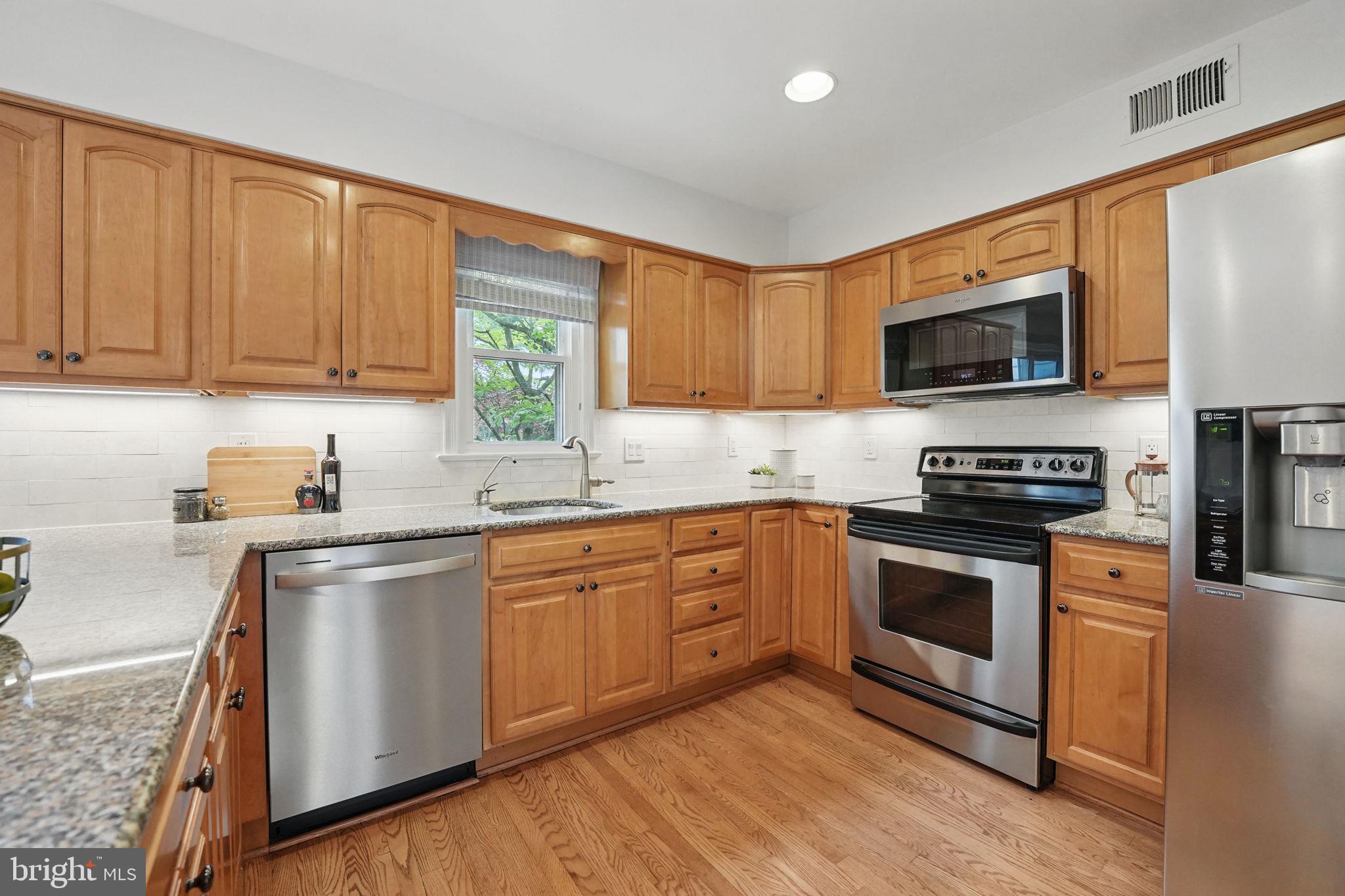 PINECREST - Residential