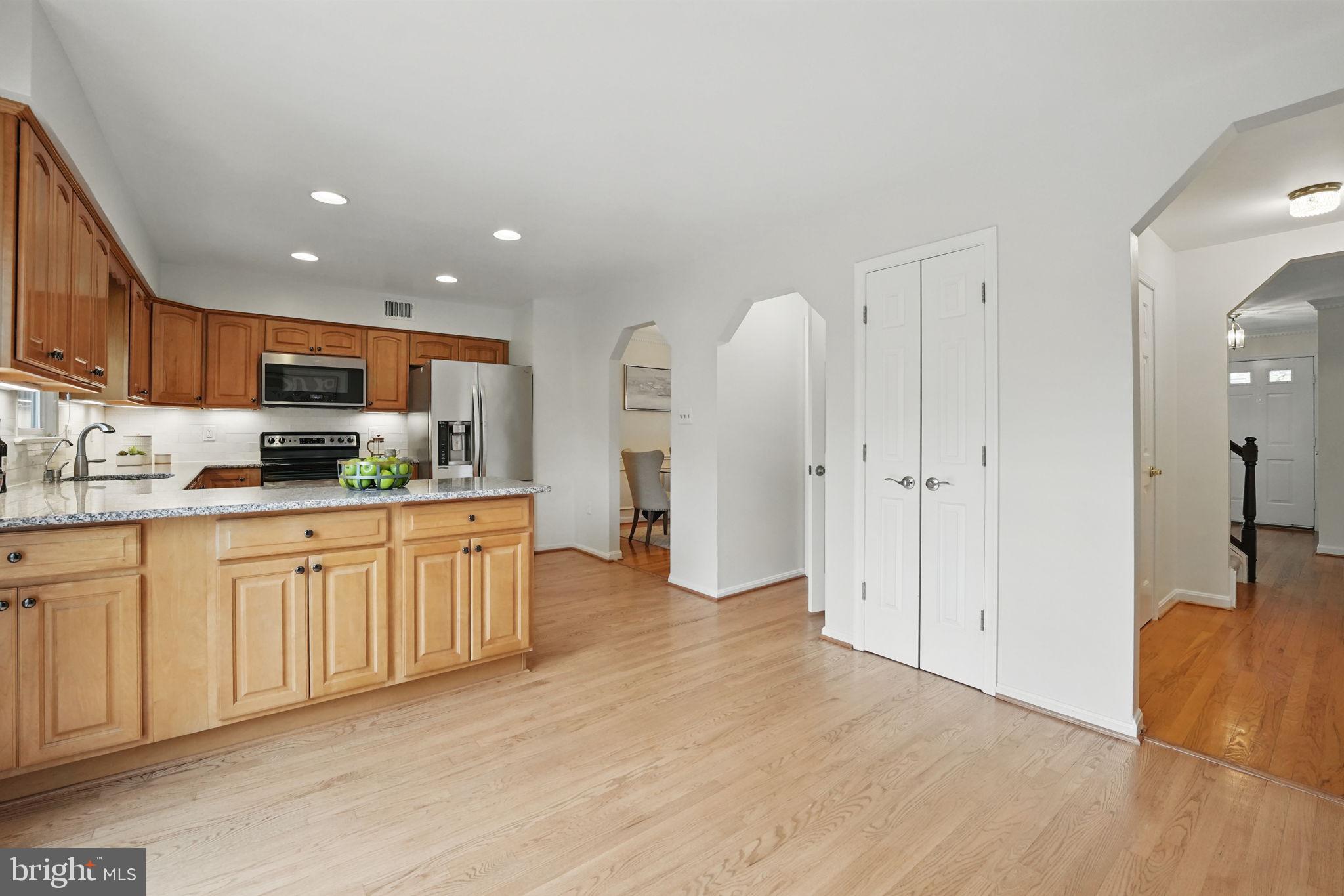 PINECREST - Residential