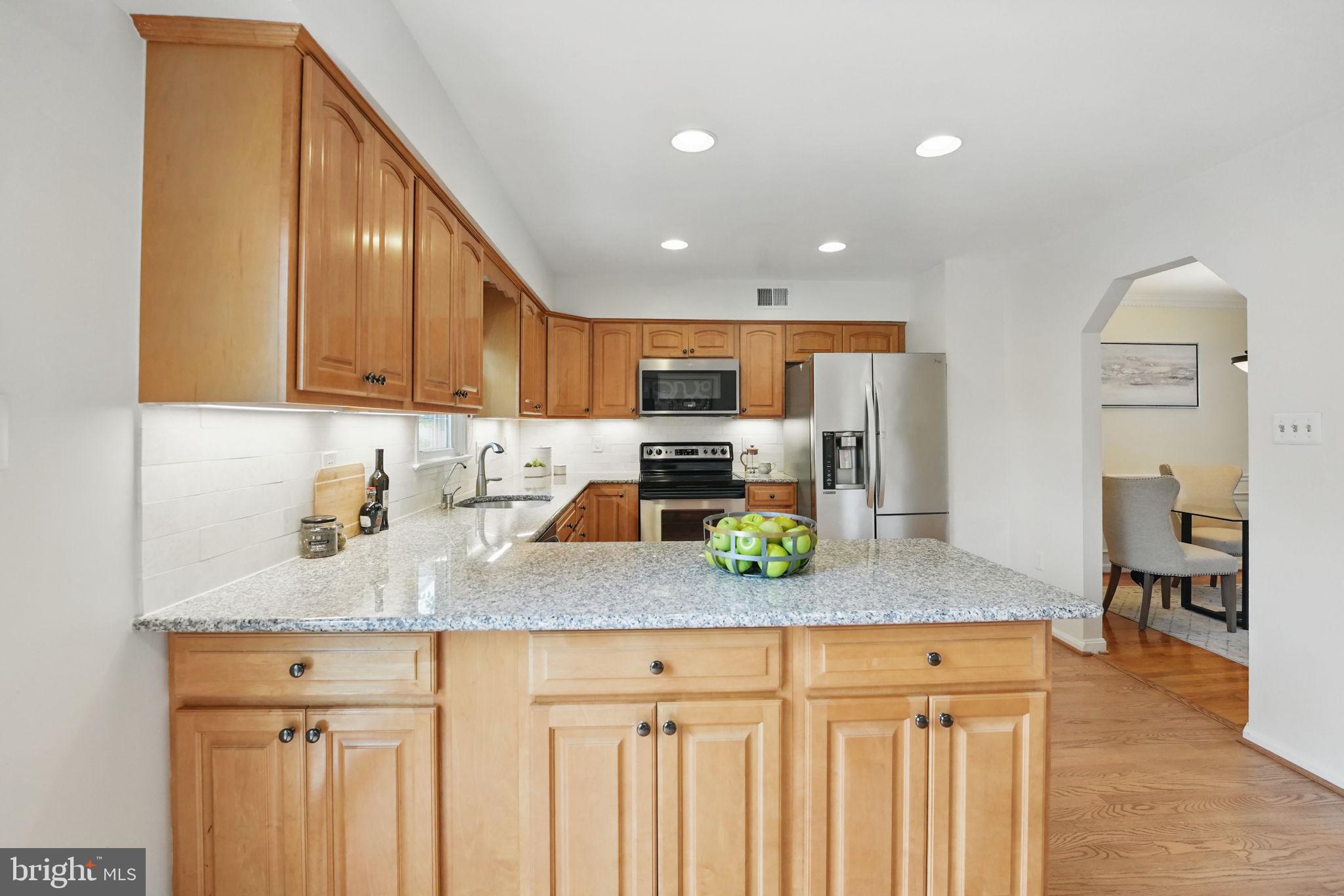 PINECREST - Residential