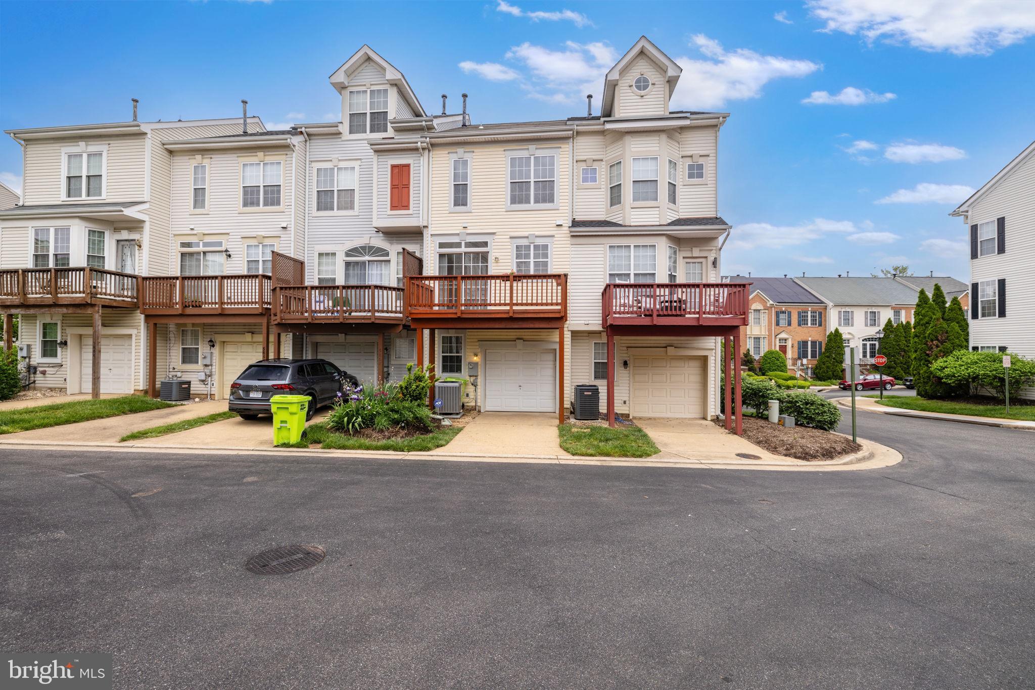 SUMMERS GROVE - Residential