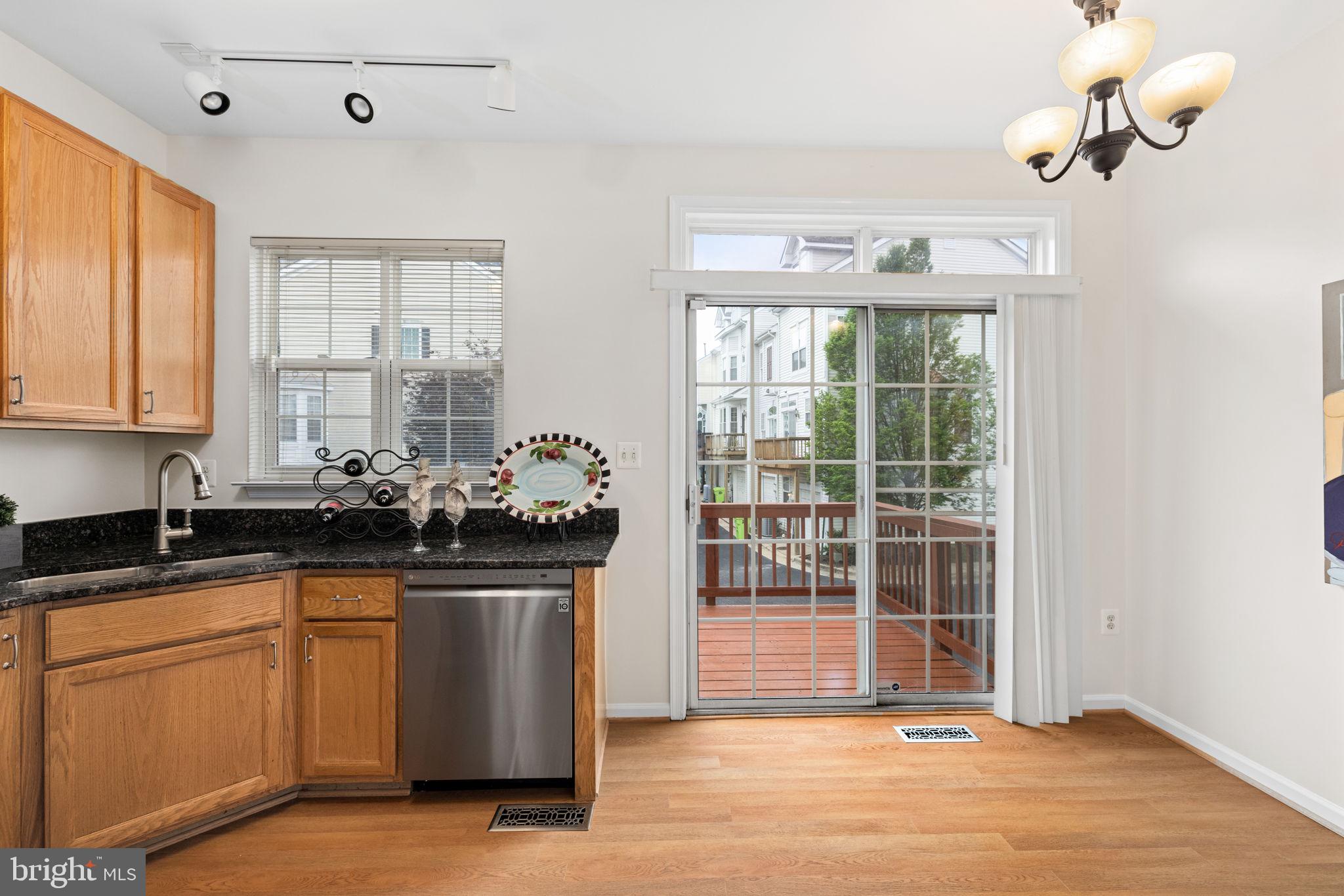 SUMMERS GROVE - Residential