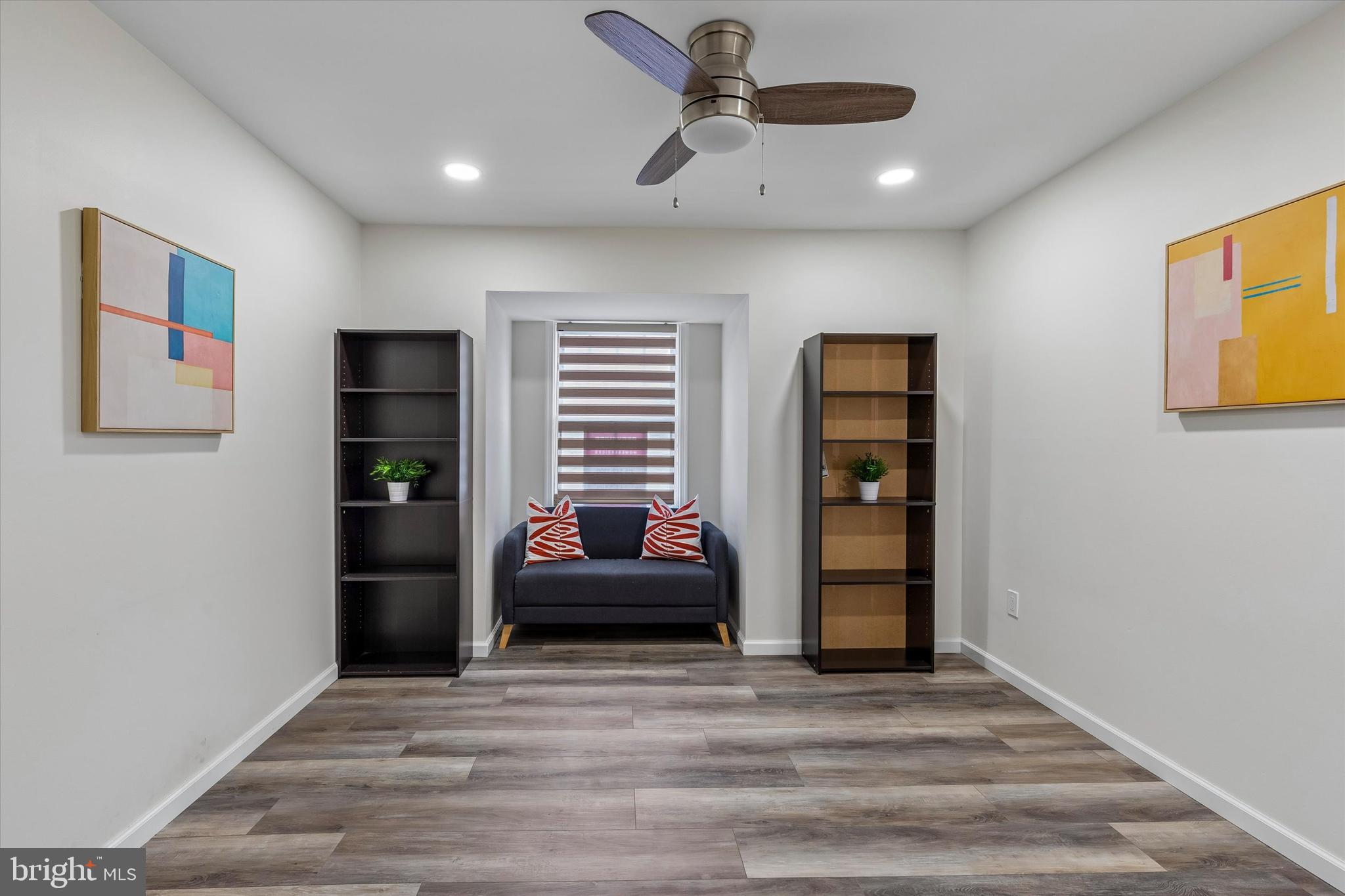 GWYNEDD HUNT - Residential