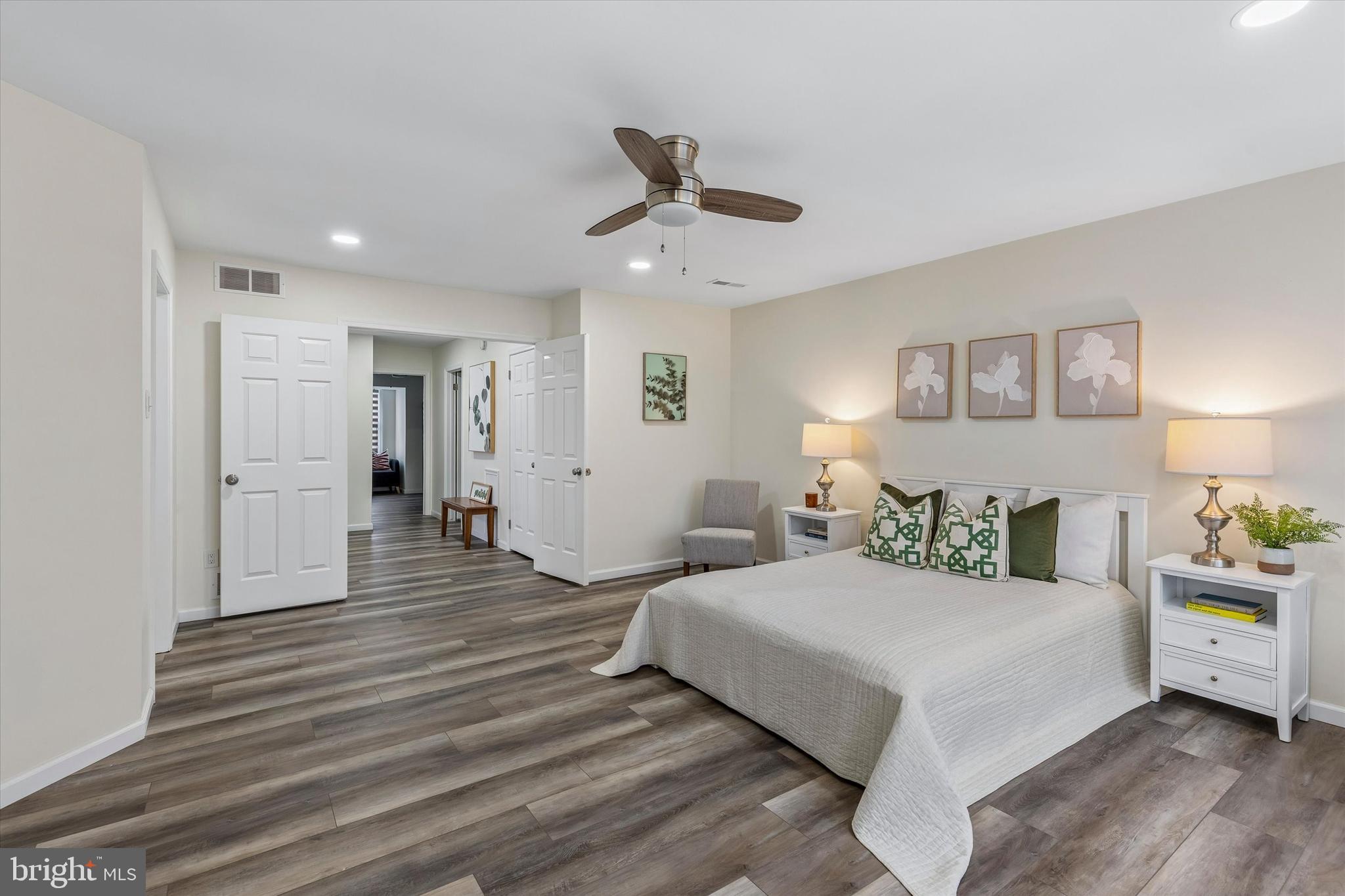 GWYNEDD HUNT - Residential