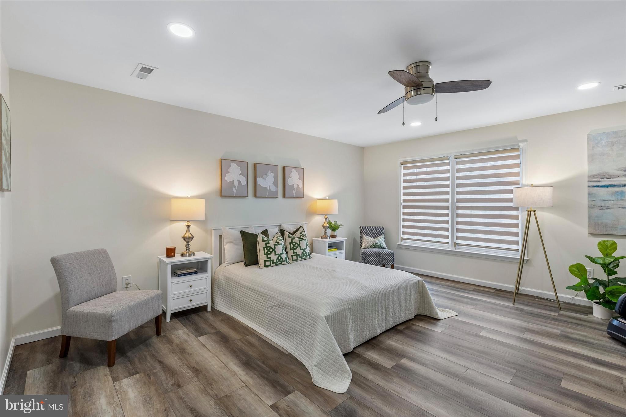 GWYNEDD HUNT - Residential