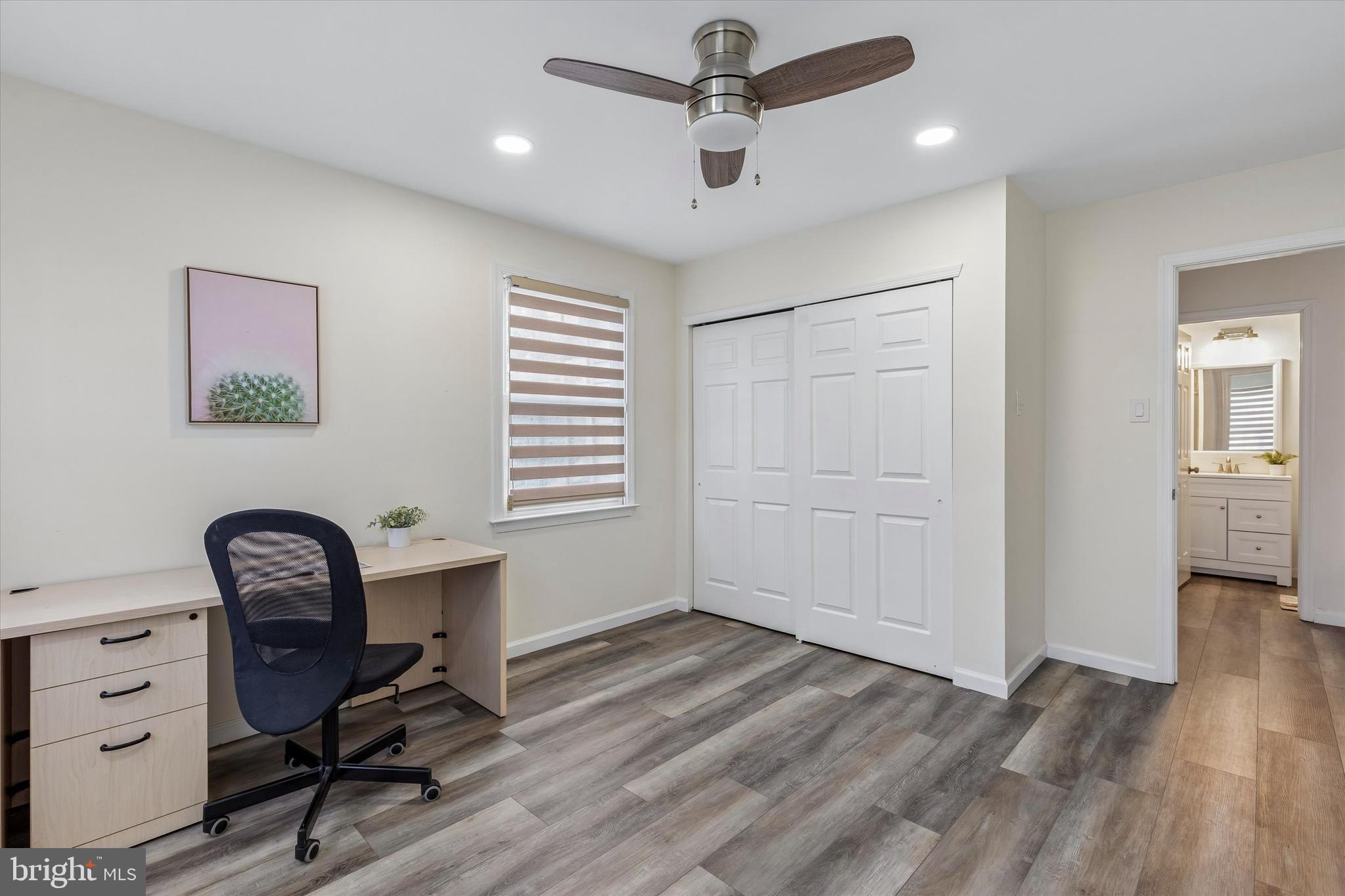 GWYNEDD HUNT - Residential