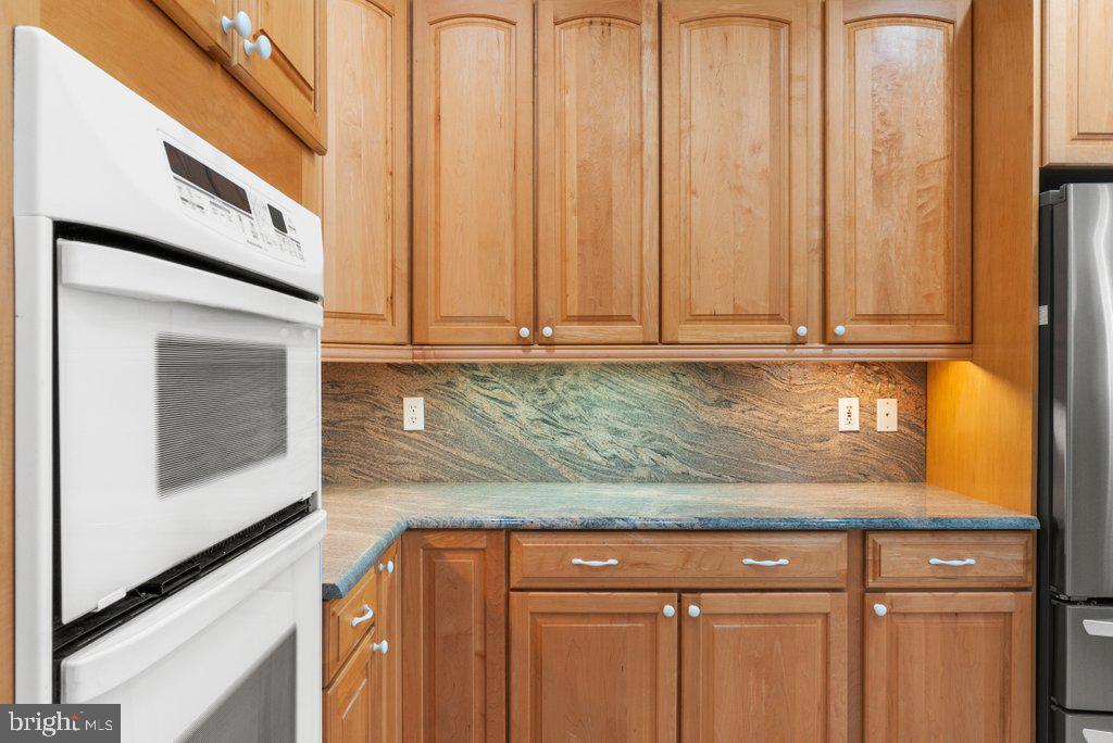 FREELAND - Residential