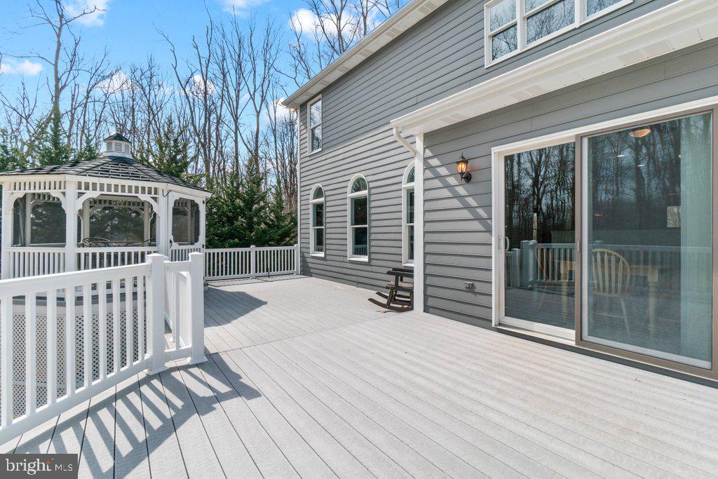 FREELAND - Residential