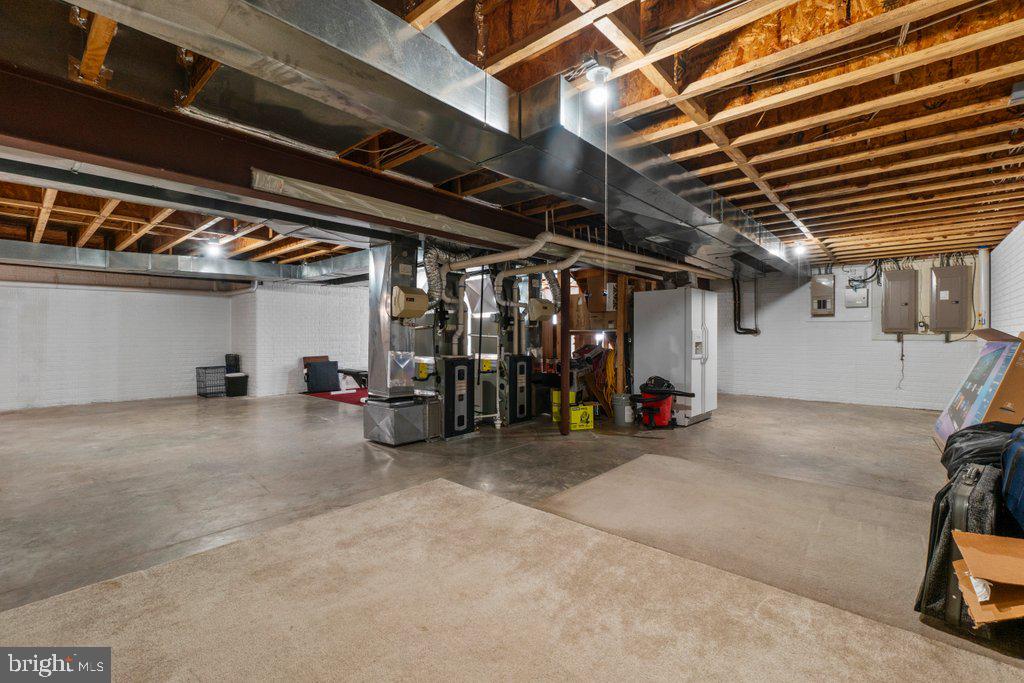 FREELAND - Residential