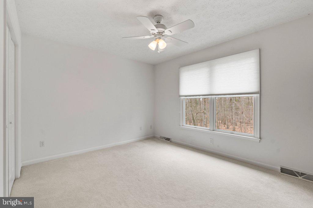 FREELAND - Residential