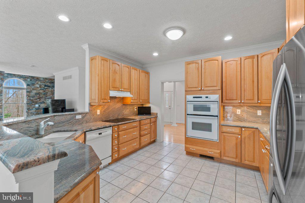 FREELAND - Residential