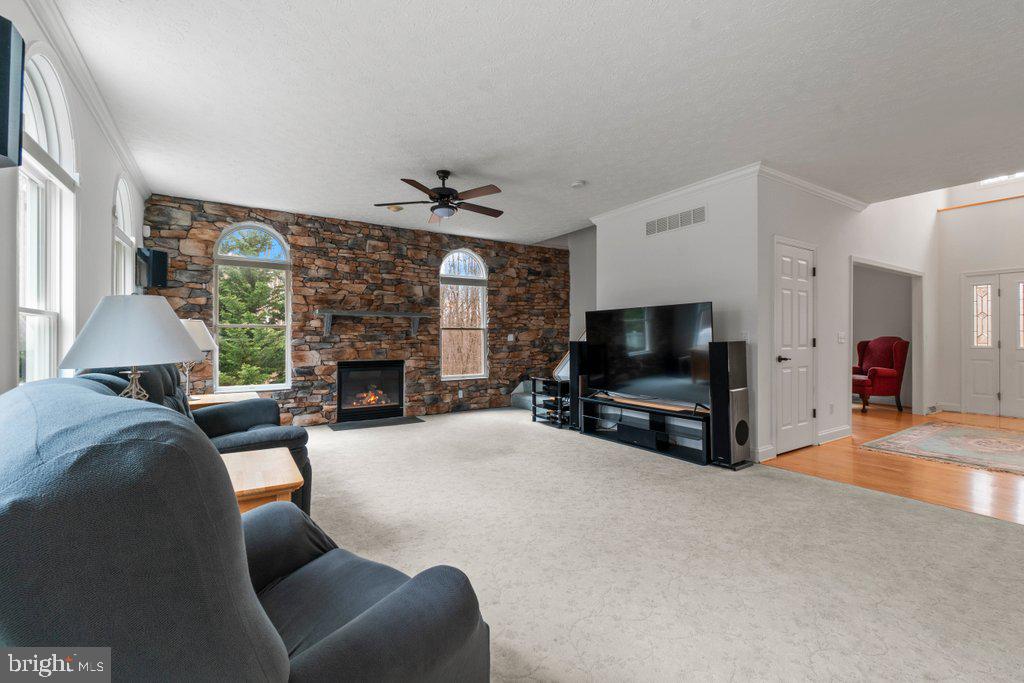 FREELAND - Residential