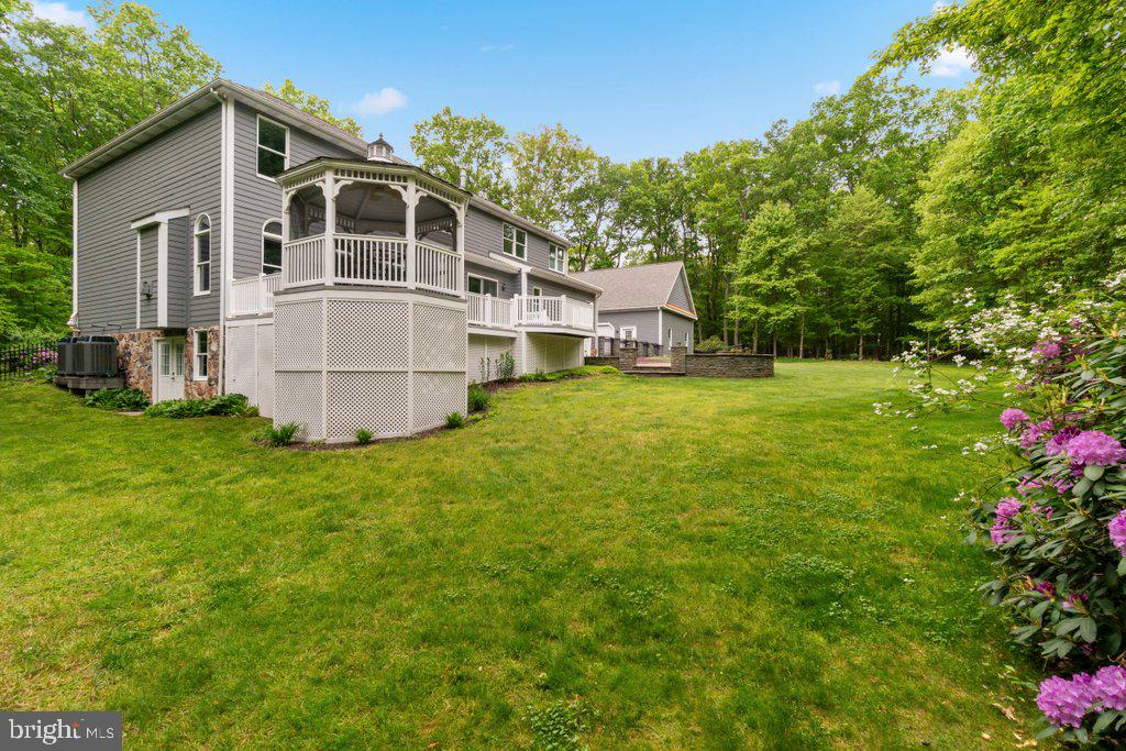 FREELAND - Residential