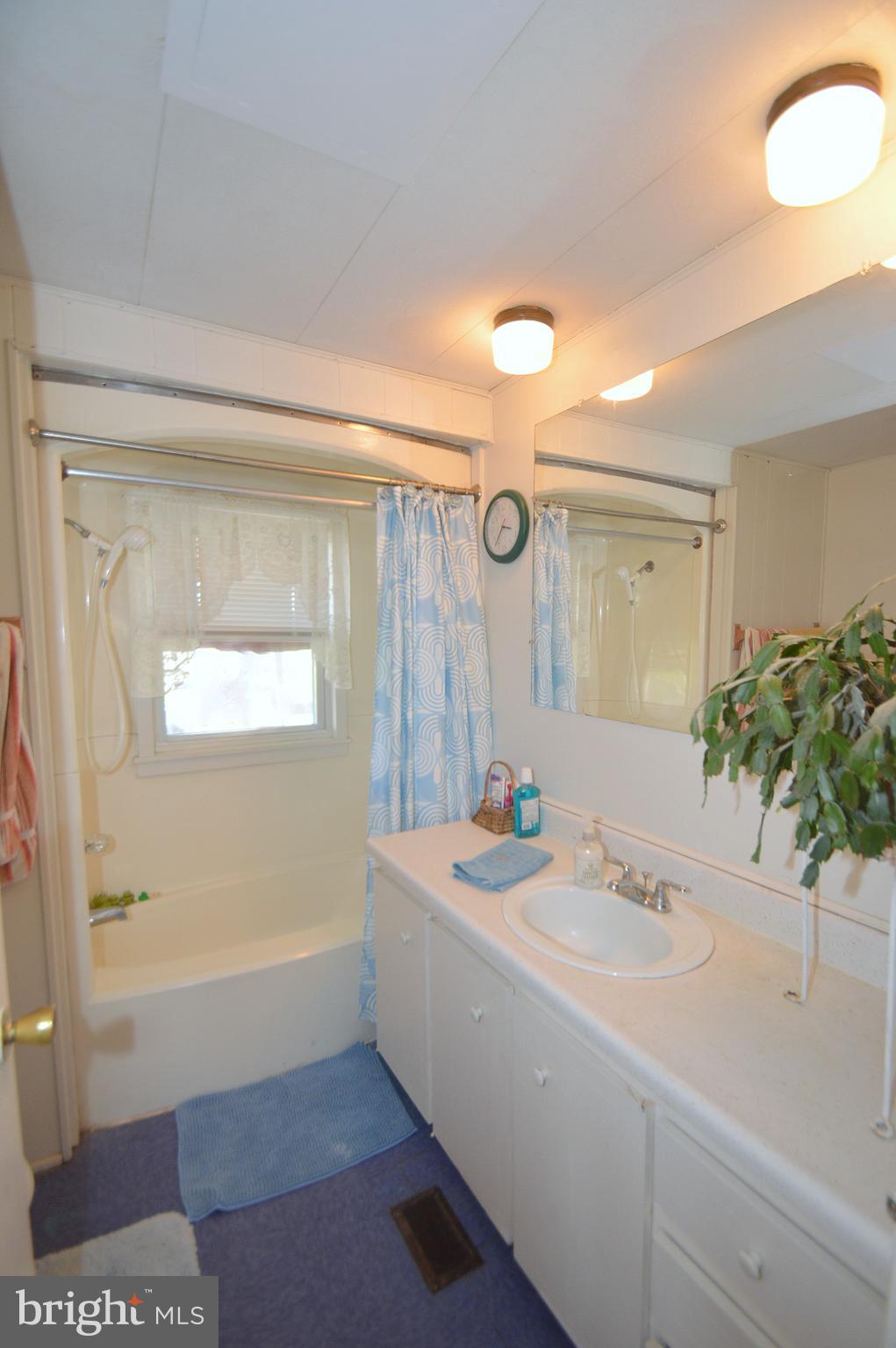 SLEEPY HILL - Residential