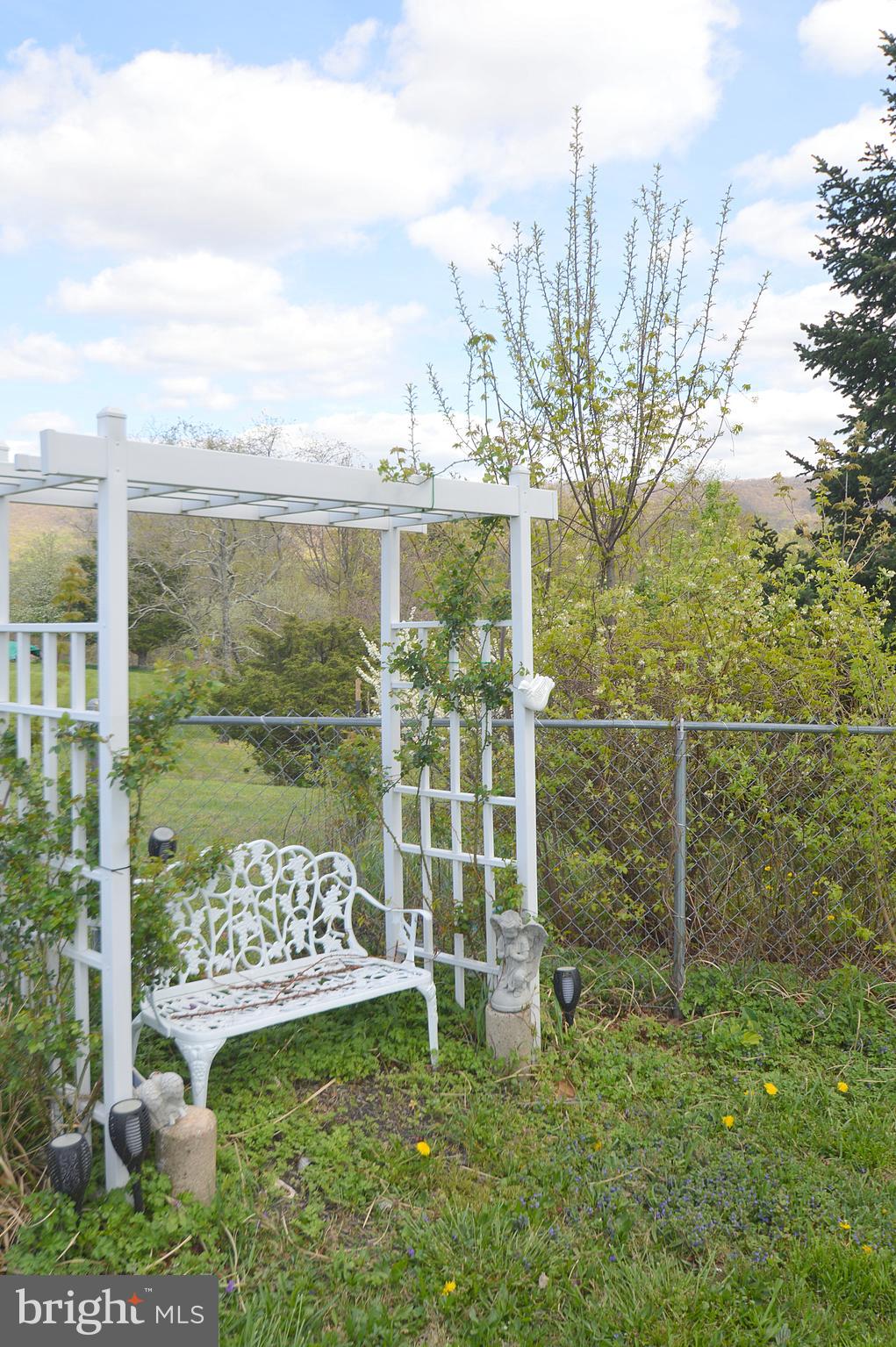 SLEEPY HILL - Residential