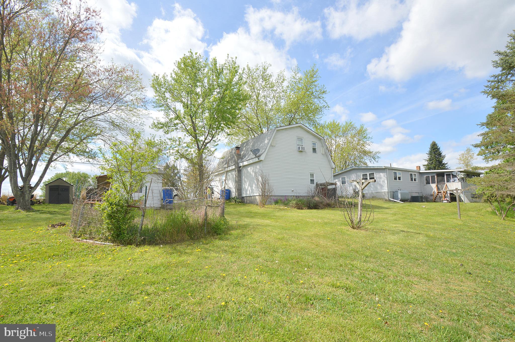 SLEEPY HILL - Residential