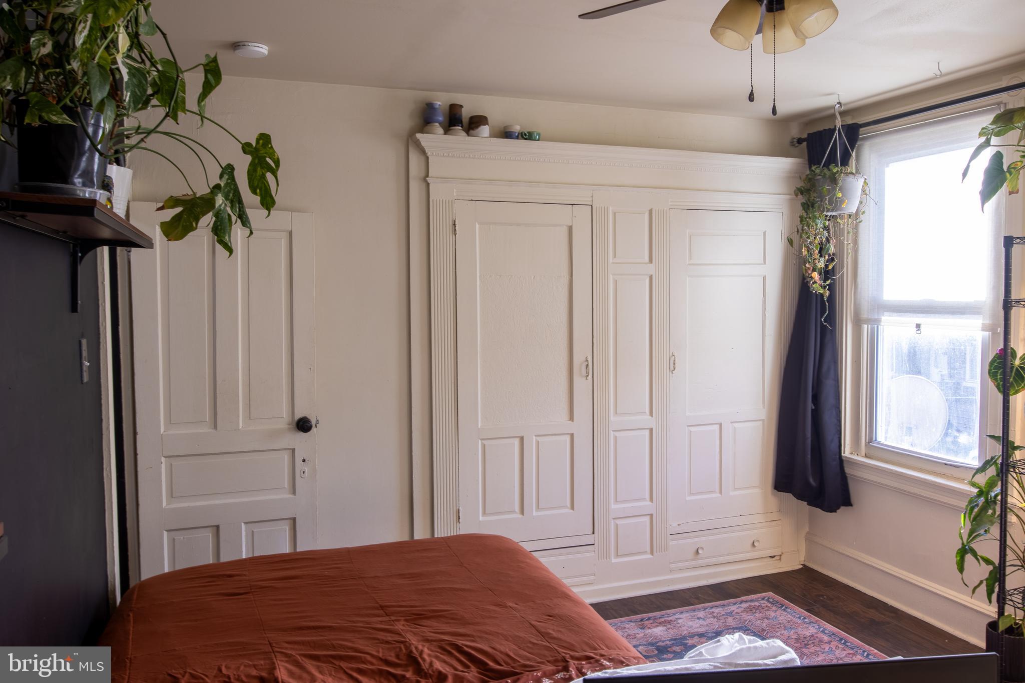 MILL CREEK - Residential Income