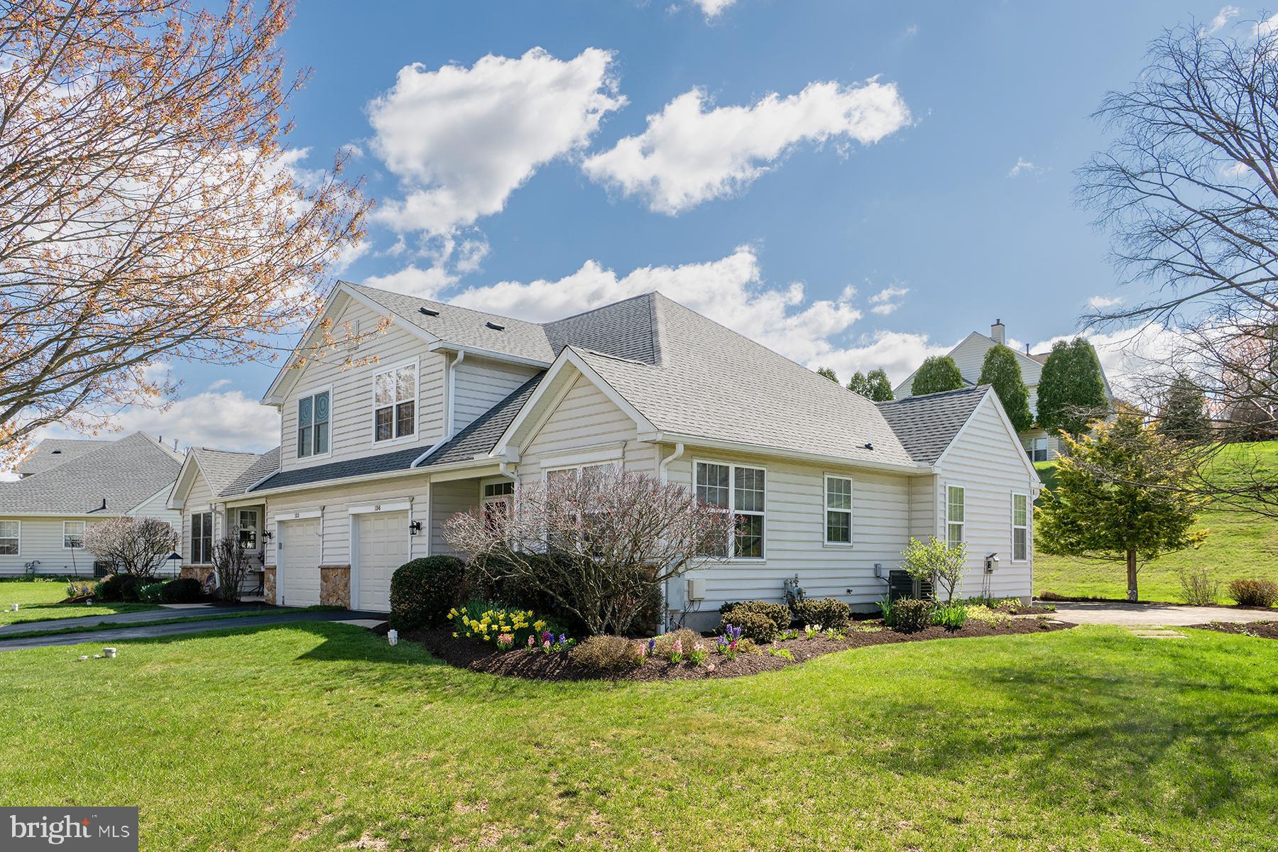 VILLAGES AT HILLVIEW - Residential