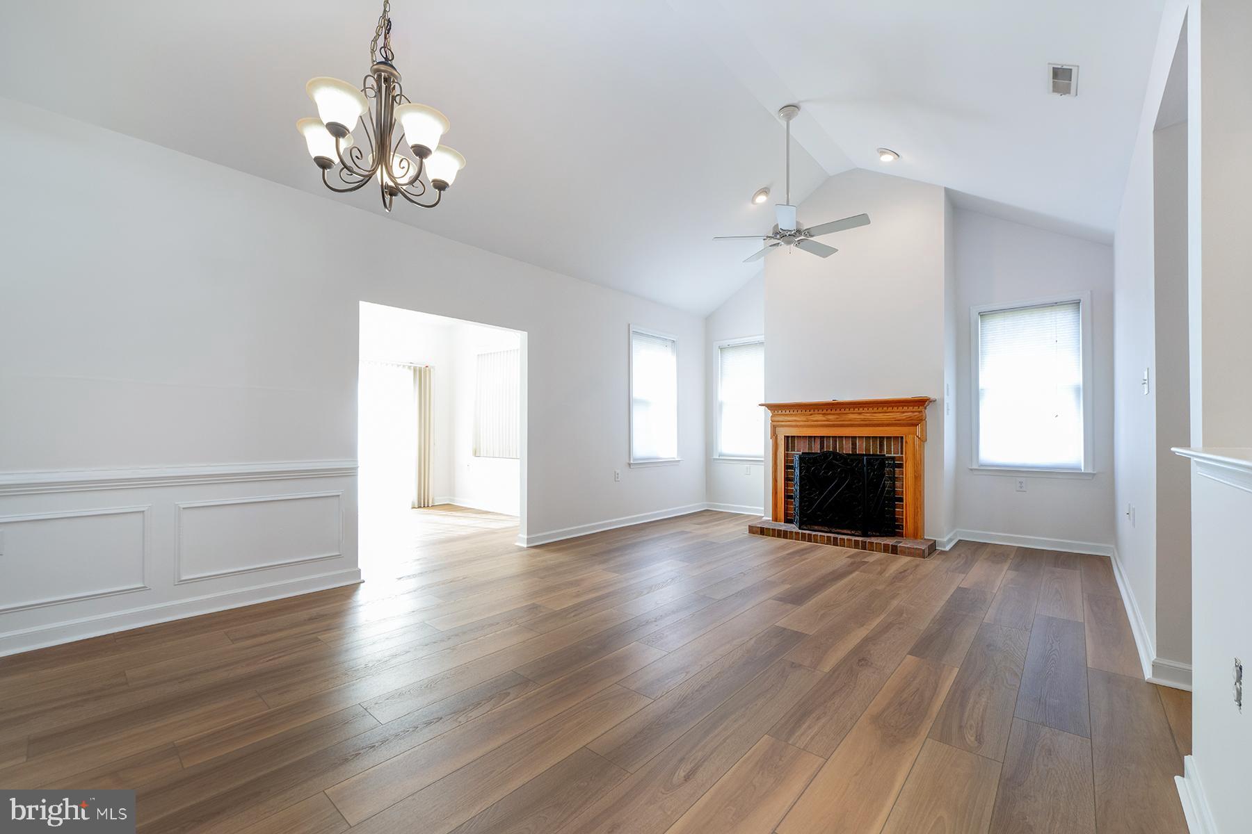 VILLAGES AT HILLVIEW - Residential