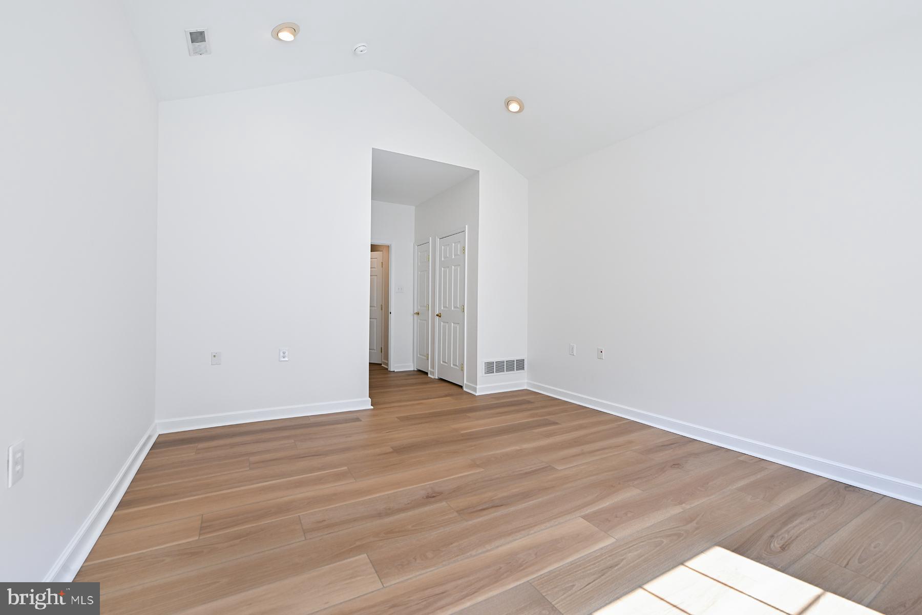 VILLAGES AT HILLVIEW - Residential