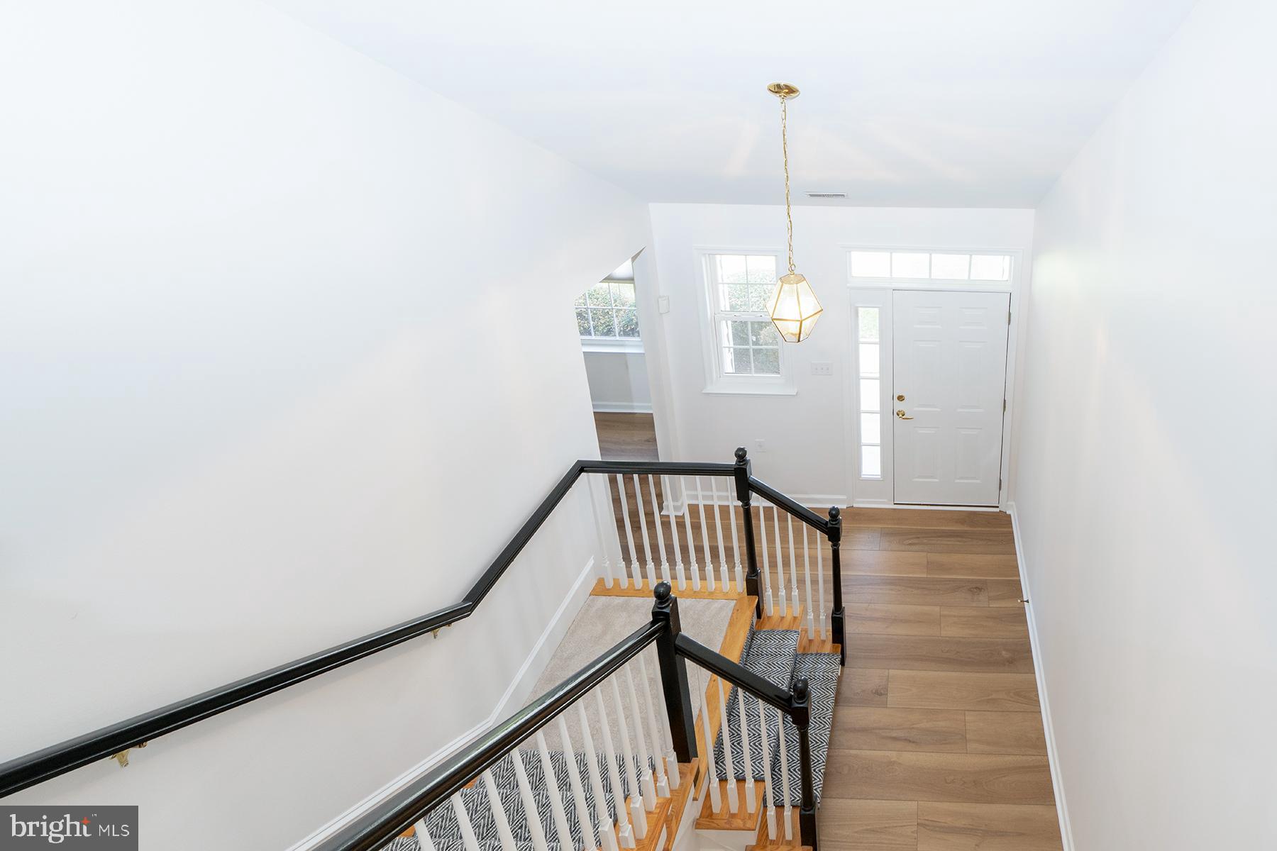 VILLAGES AT HILLVIEW - Residential