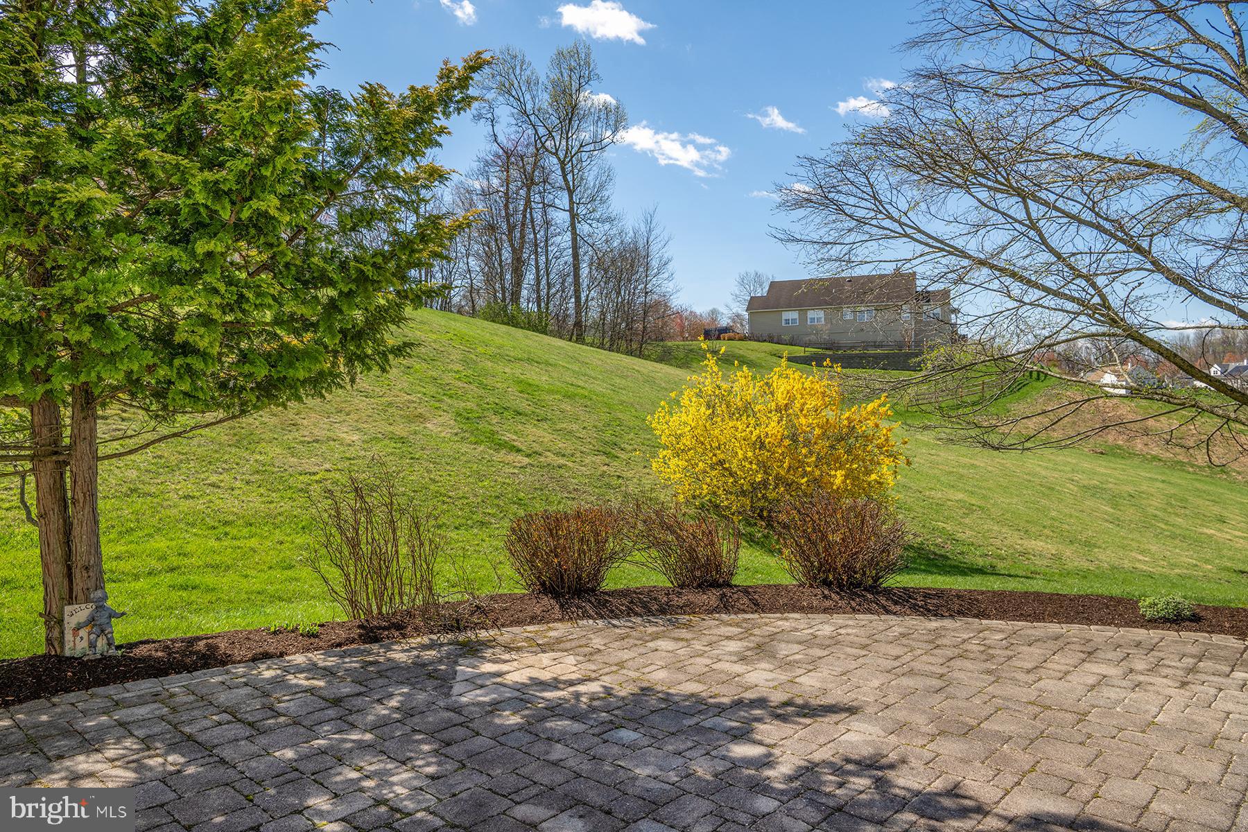 VILLAGES AT HILLVIEW - Residential