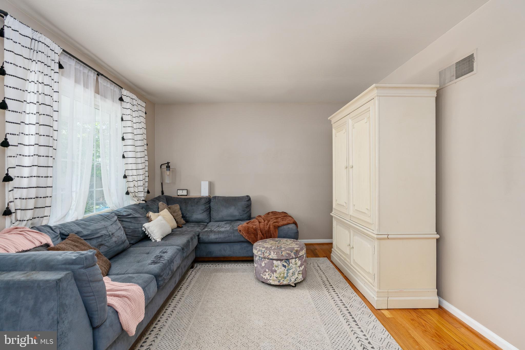 4521 KINGSLEY ROAD