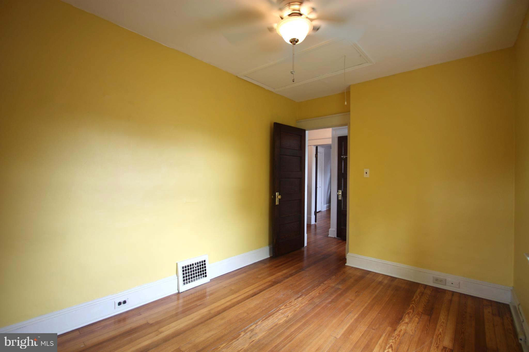 IDLEWYLDE - Residential Lease