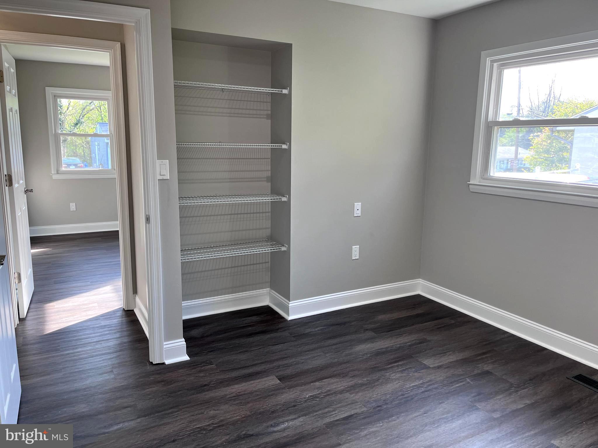 TOLLGATE - Residential