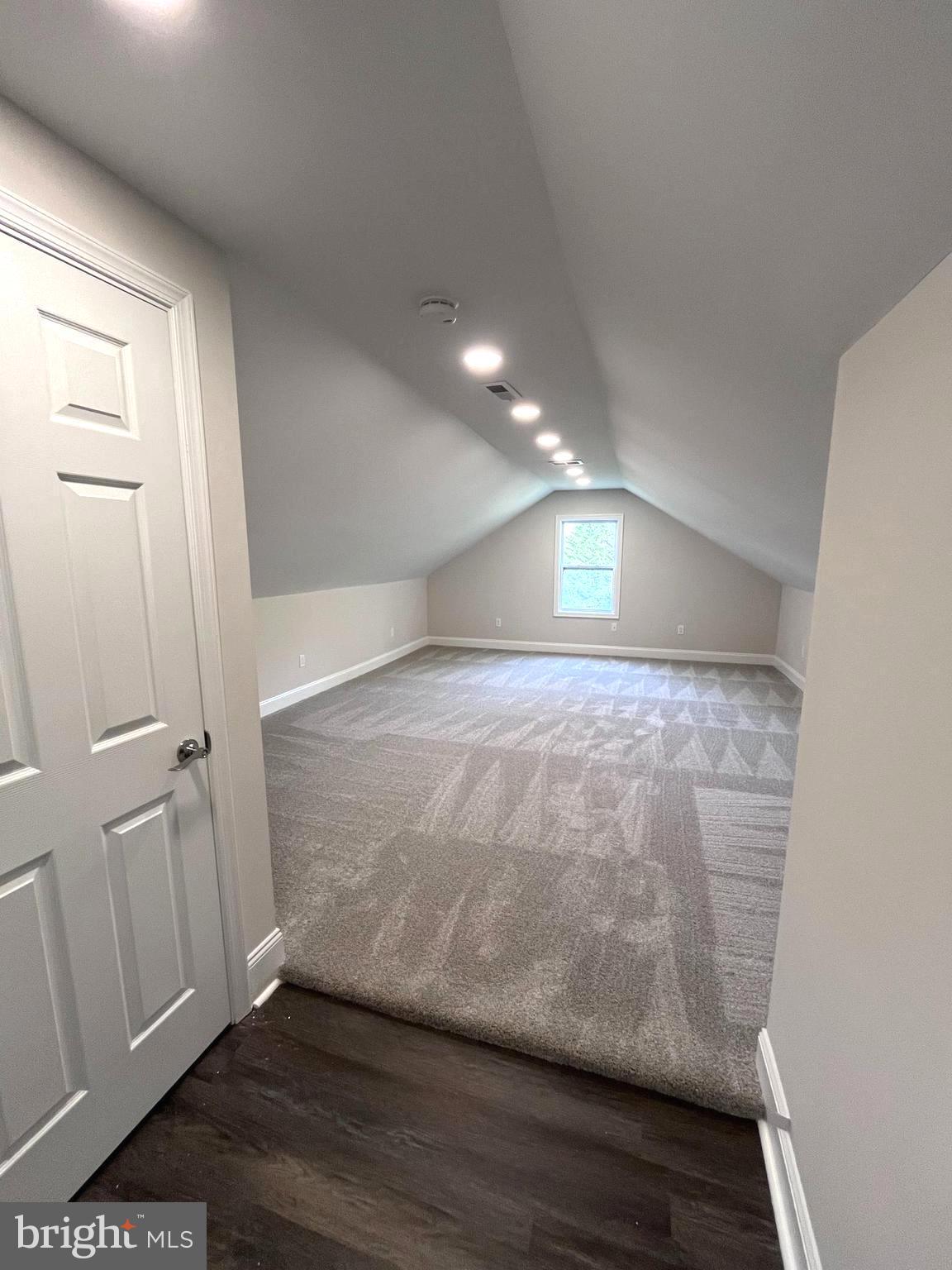 TOLLGATE - Residential