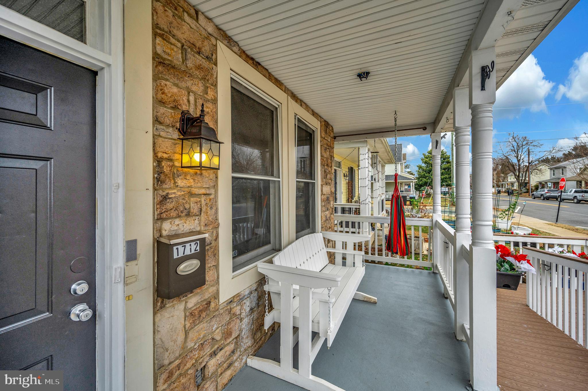 THE QUARTERS - Residential