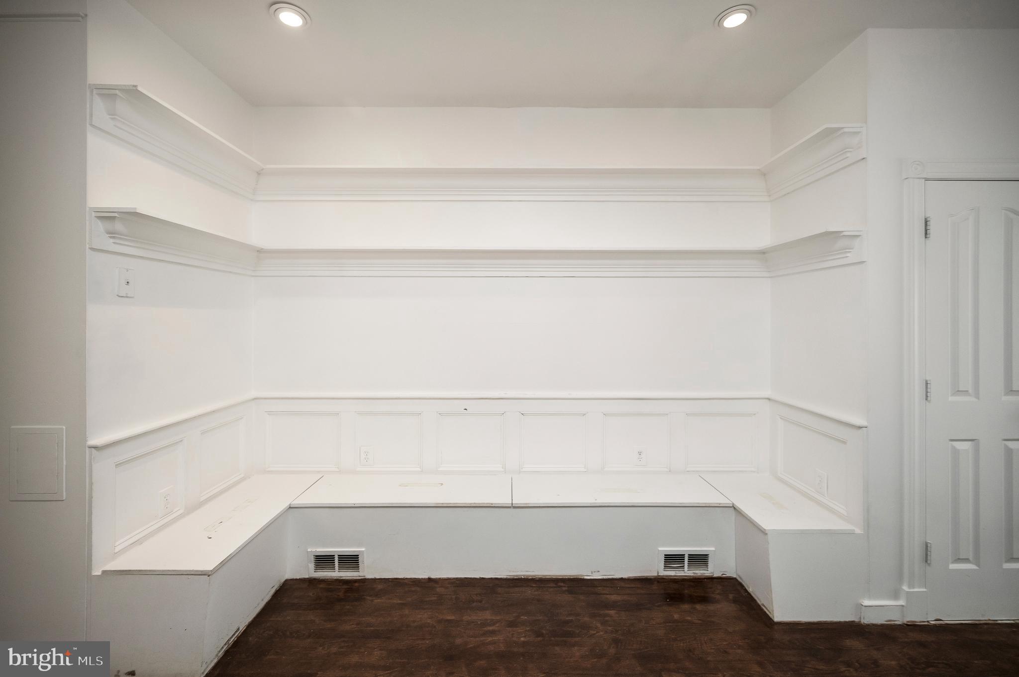 THE QUARTERS - Residential