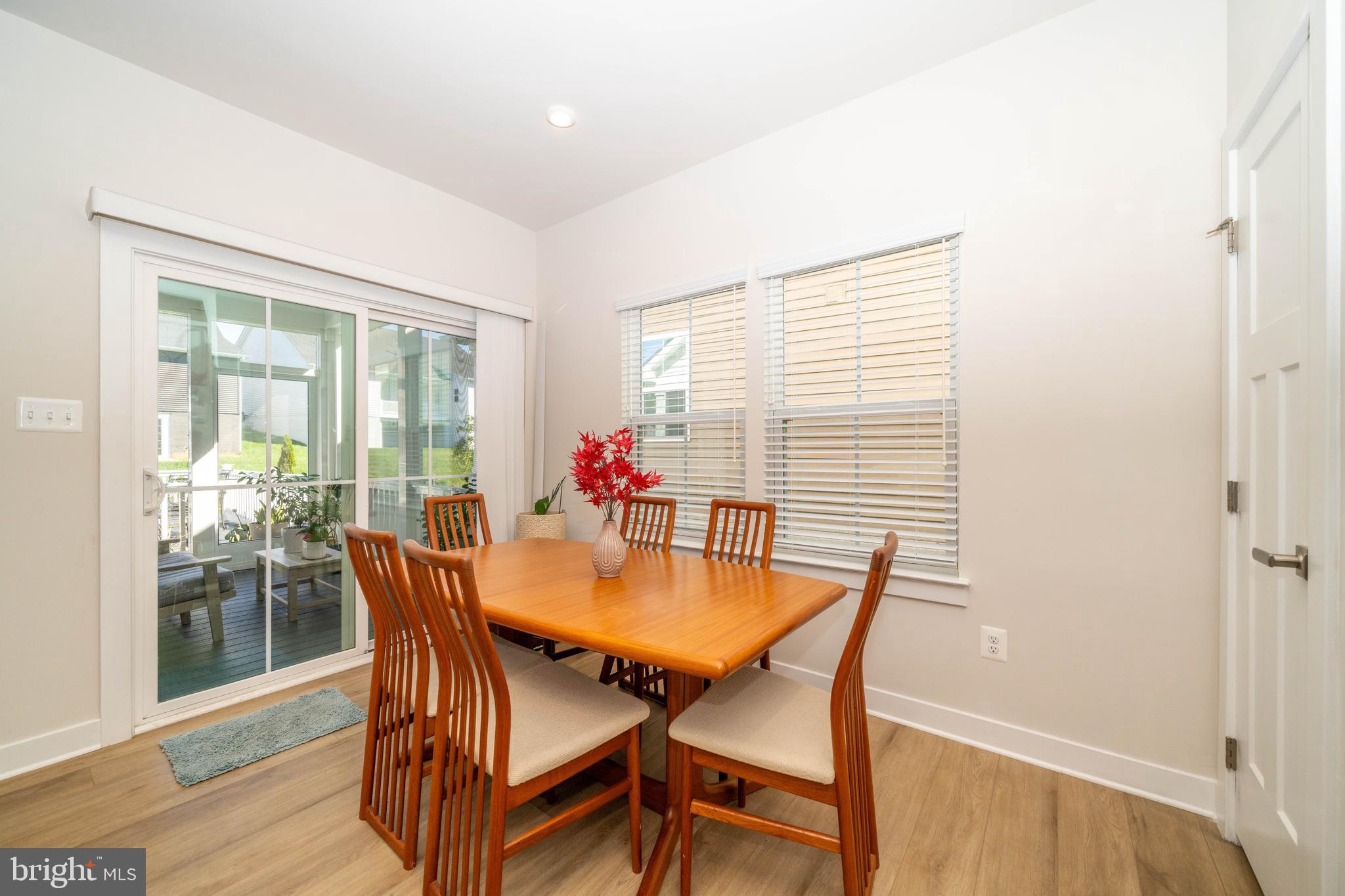 TWO RIVERS - Residential