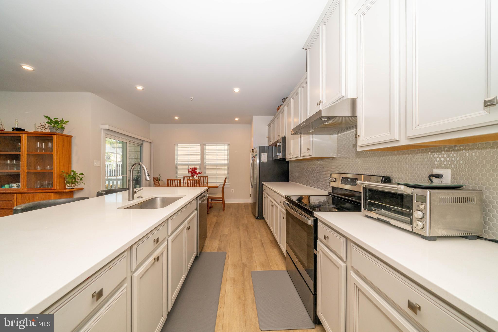 TWO RIVERS - Residential