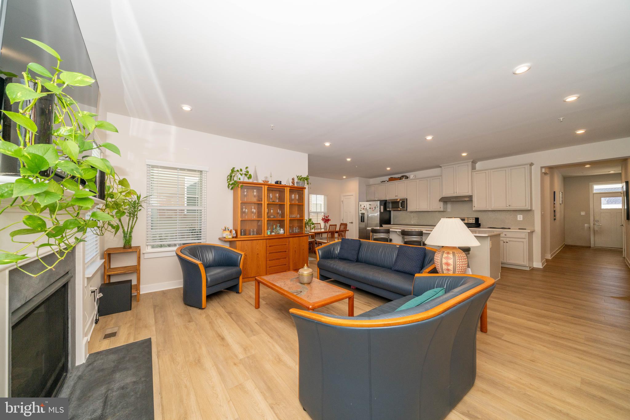 TWO RIVERS - Residential